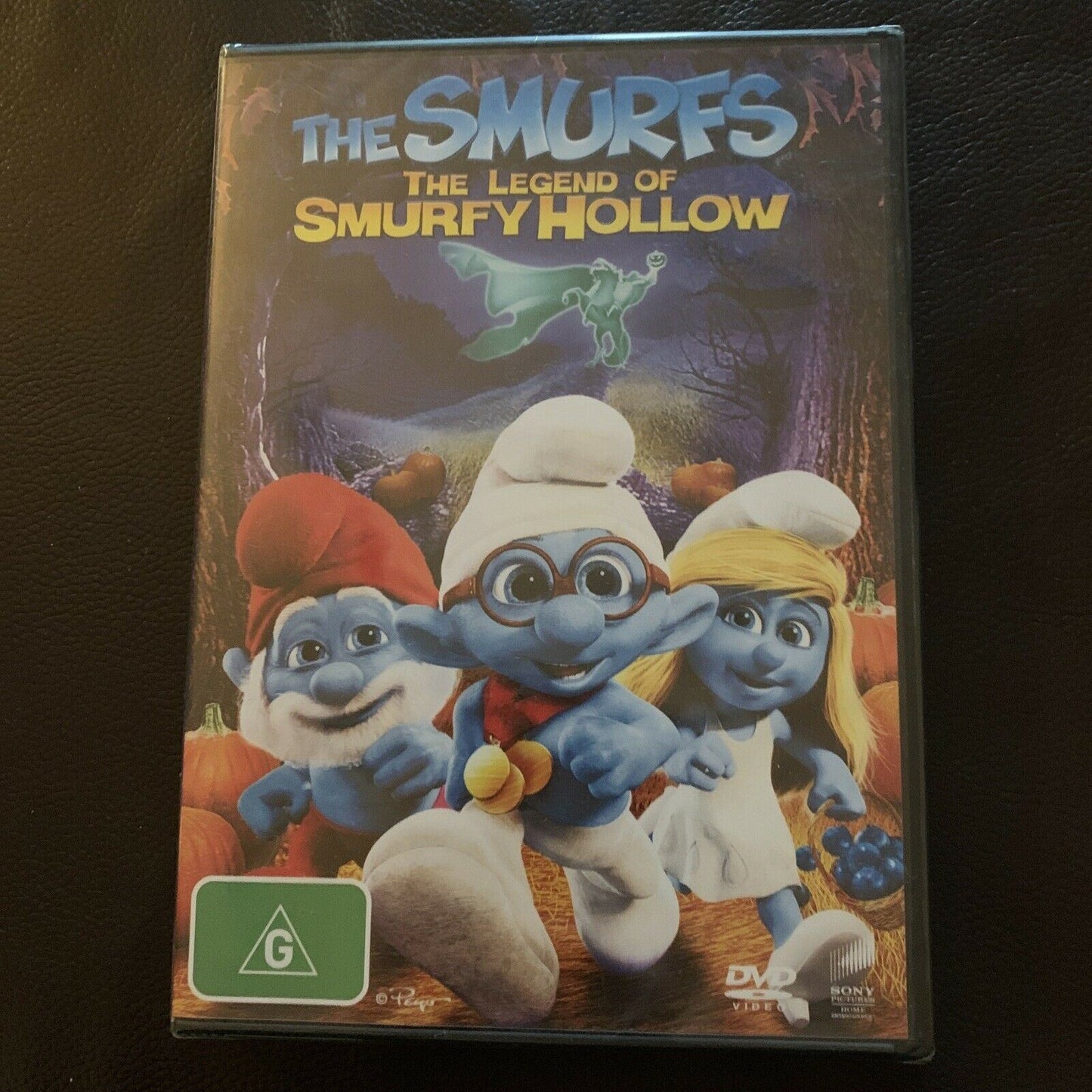 *New Sealed* The Smurfs - Legend Of Smurfy Holllow (DVD, 2013) Region 4&2