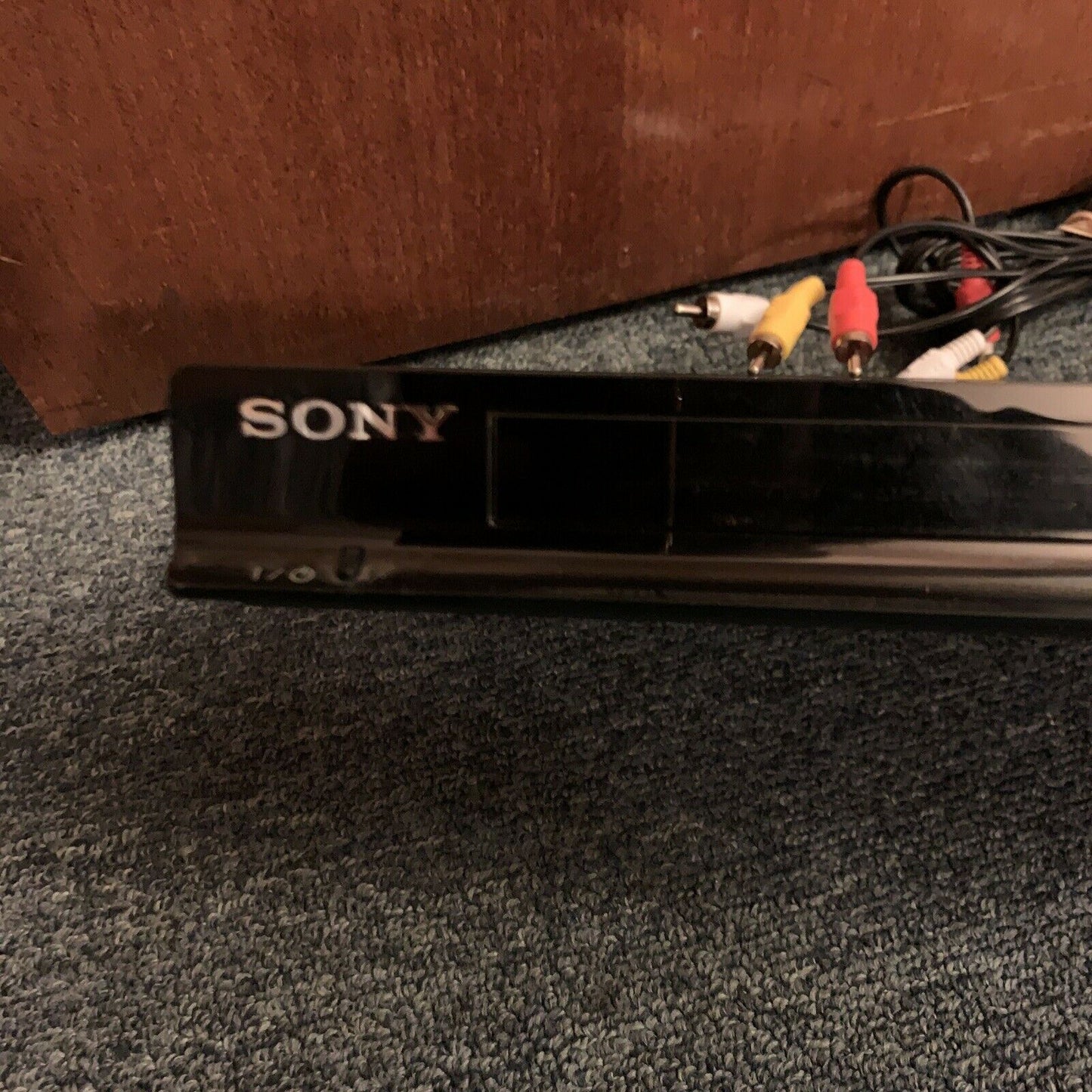 Sony BDP-S380 Bluray Disc DVD Player With Remote