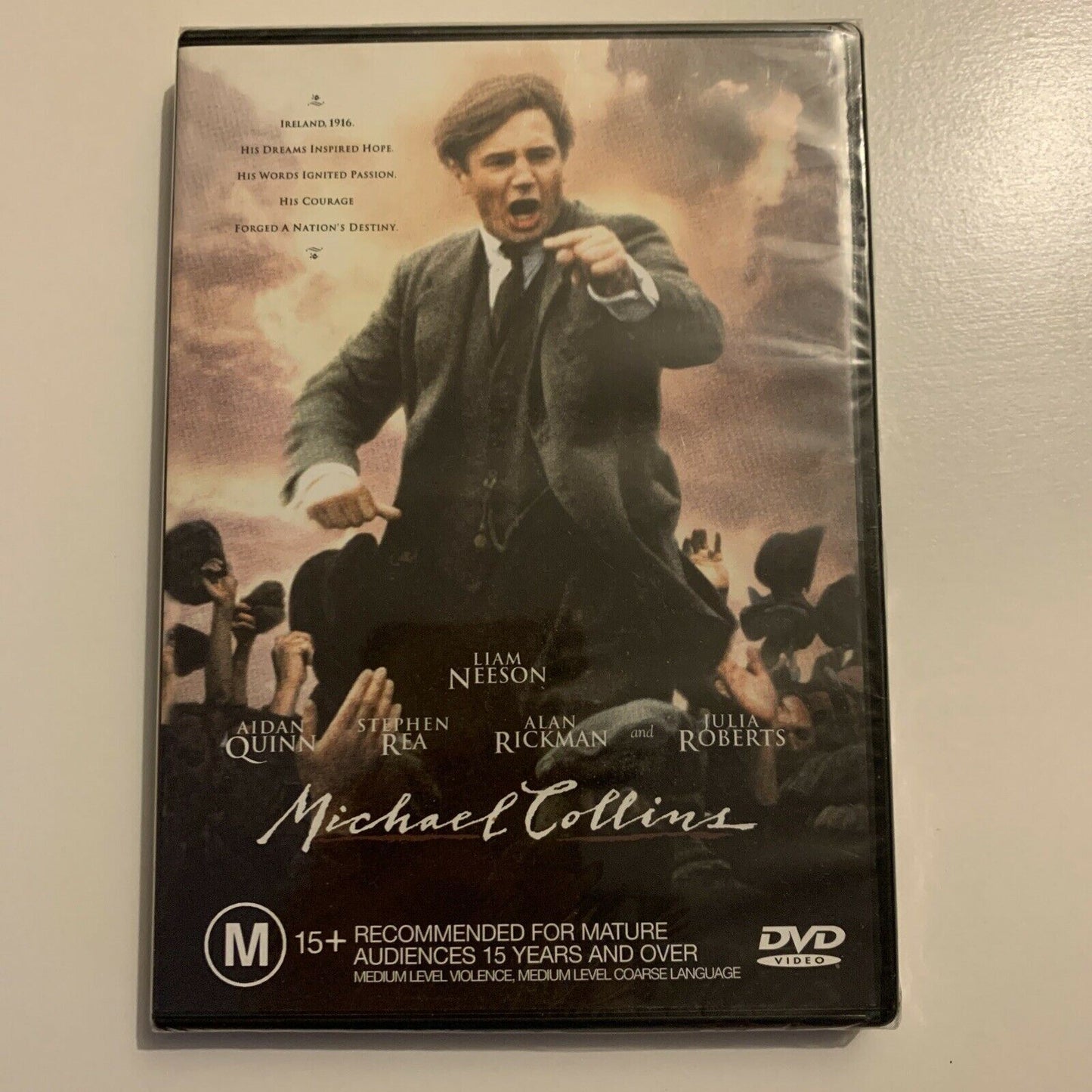 *New Sealed* Michael Collins (DVD, 1996) Liam Neeson, Julia Roberts Region 4