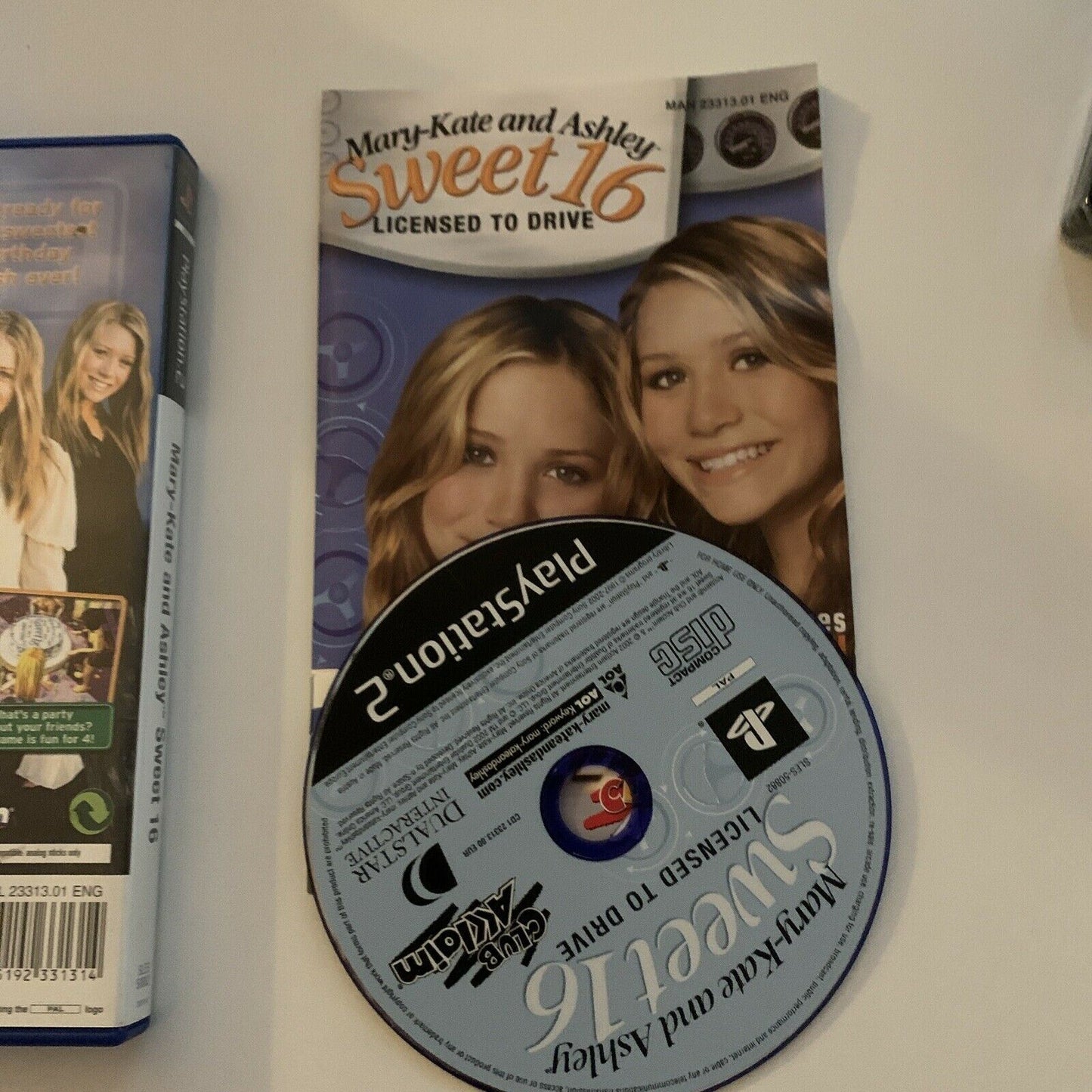 Mary Kate and Ashley Sweet 16 - Licensed To Drive PS2 PAL With Manual