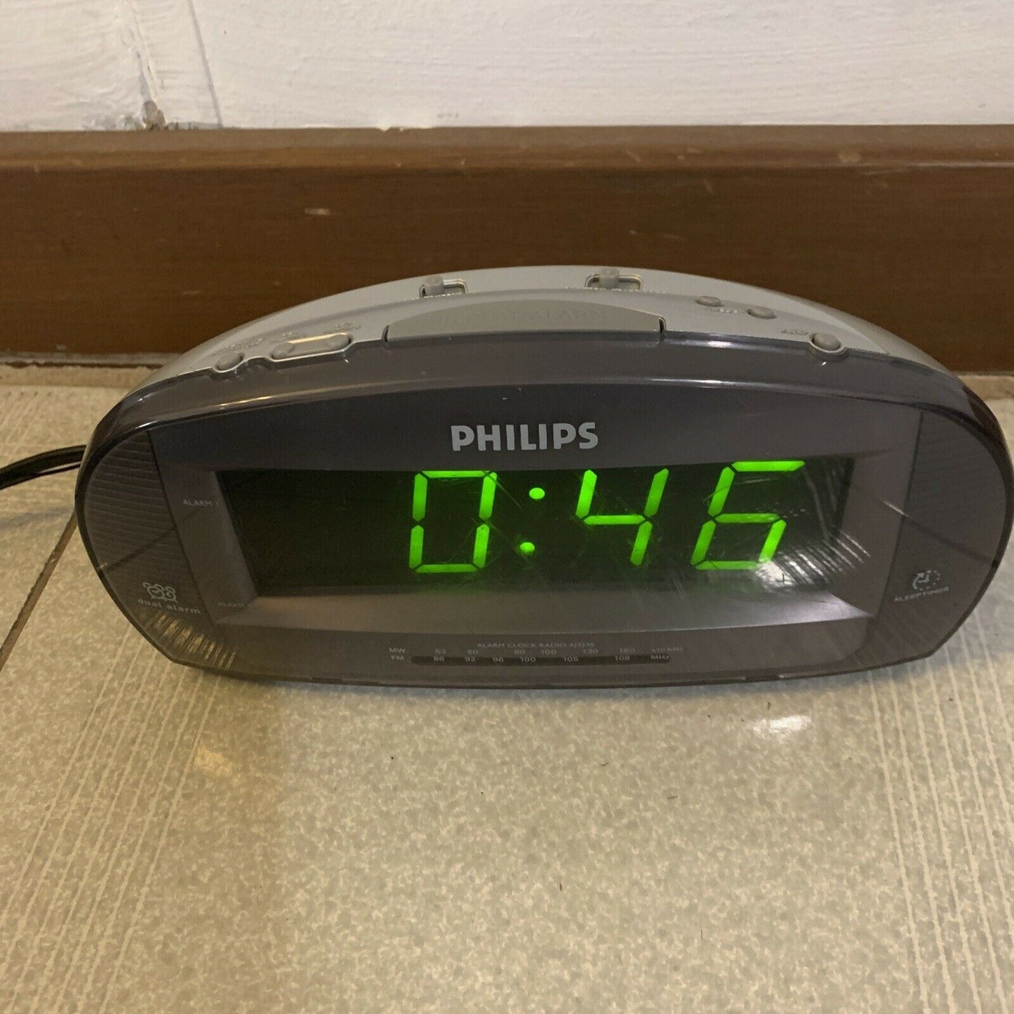 Philips AJ3540/79 Big LED Screen Alarm Clock Radio AM/FM