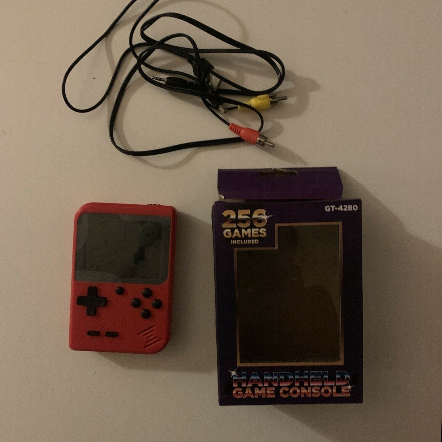 Handheld Game Console with 256 Games 2.8 Inch Display for travelling or at home