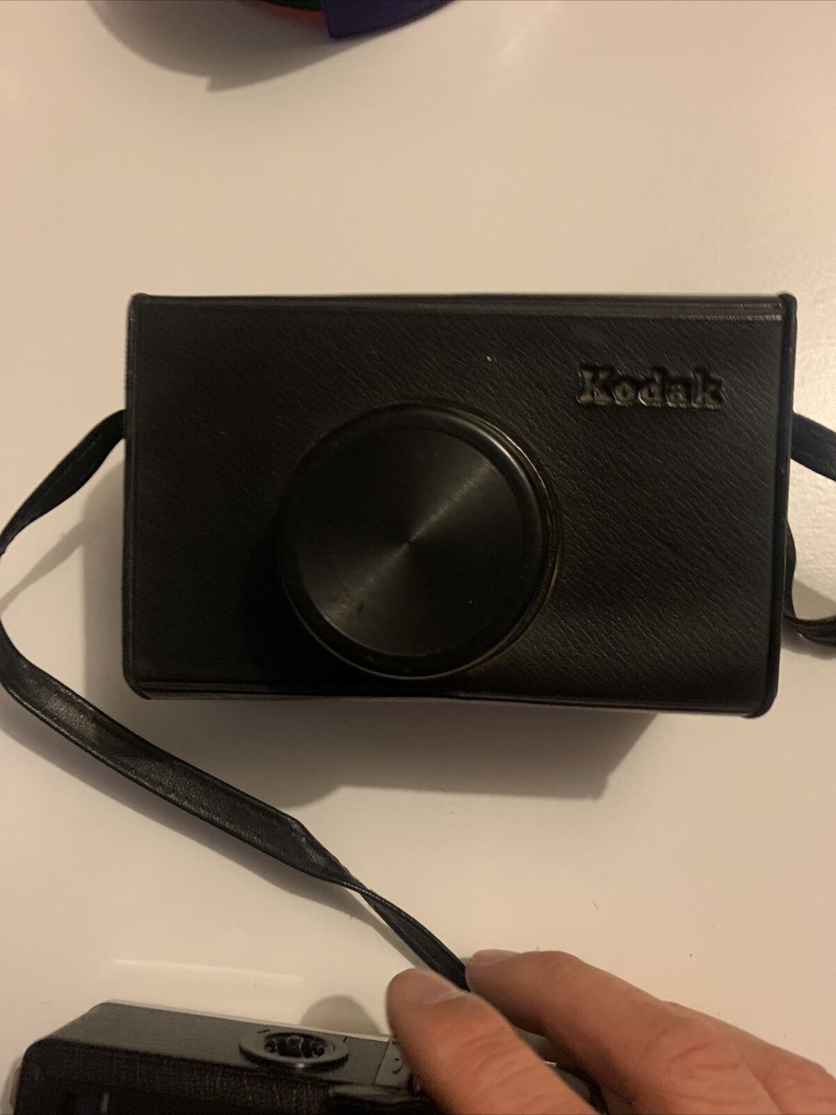 Vintage Kodak Instamatic 133-X Film Camera with case