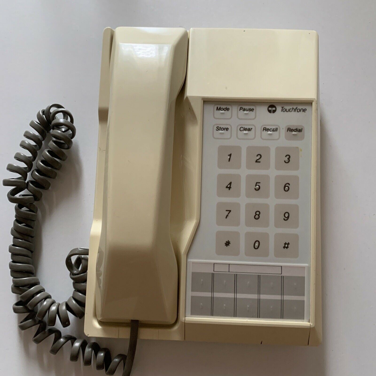 Telecom Touchfone S/I 550/200 Corded Telephone – Retro Unit