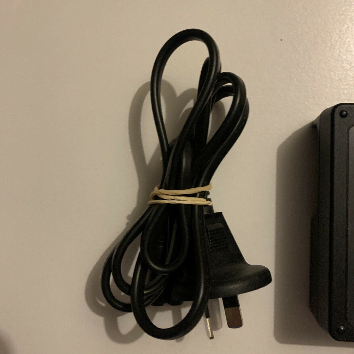 Genuine Canon LC-E8C Battery Charger EOS 550D, EOS 600D, EOS 650D, EOS 700D