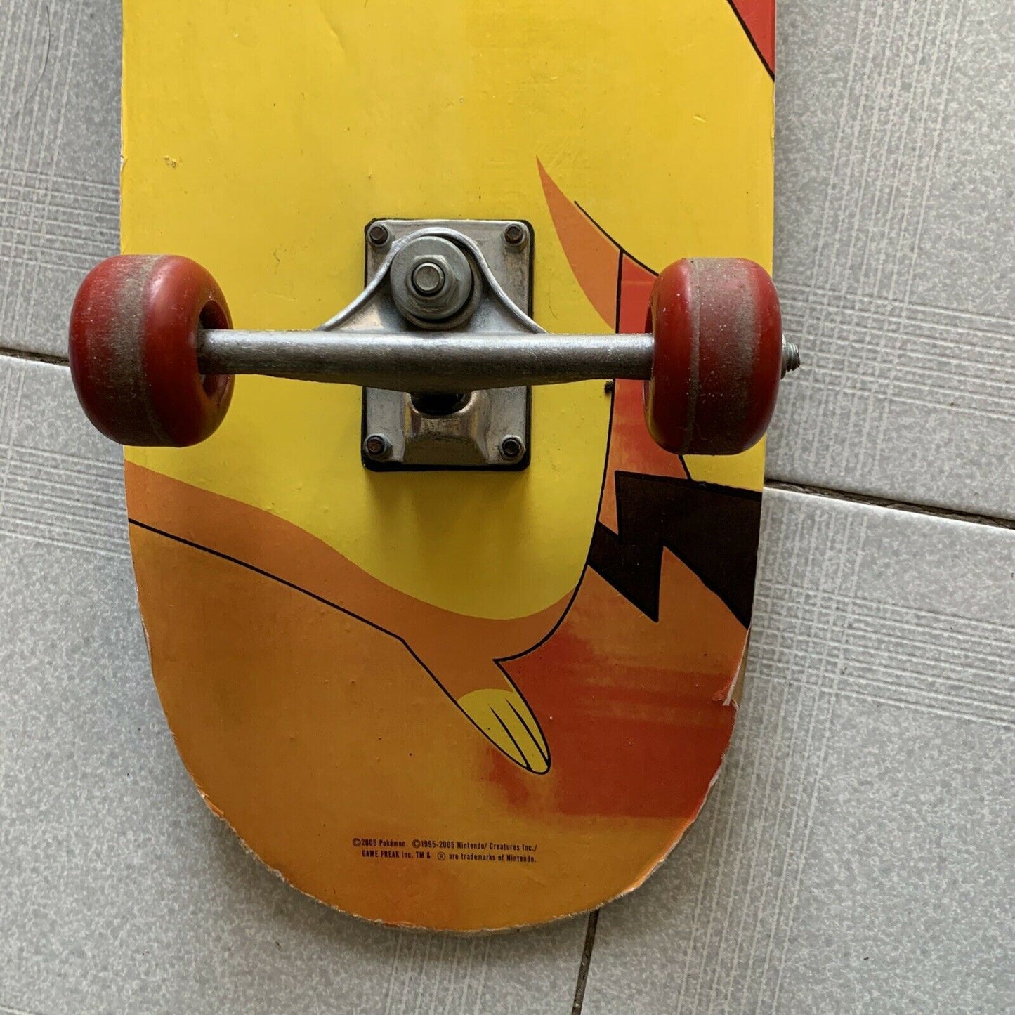 Pokemon Advanced Skateboard 2005 31"x8" (82cmx20cm)
