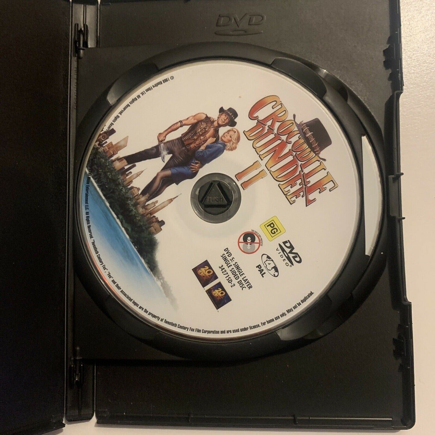 Crocodile Dundee I & II - 20th Anniversary Edition (DVD, 1988, 2-Disc) Region 4