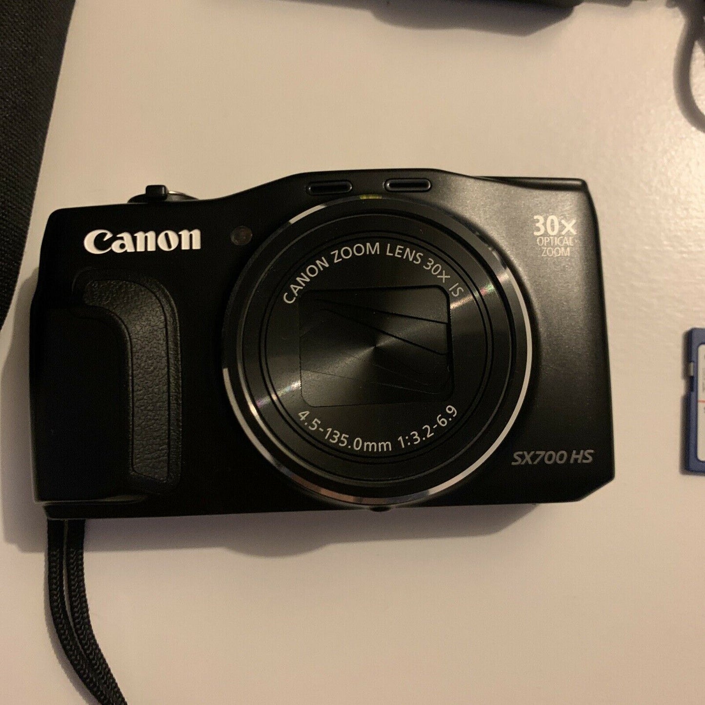 Canon SX700HS Digital Camera 16.1 MP With Carrying Case, Charger