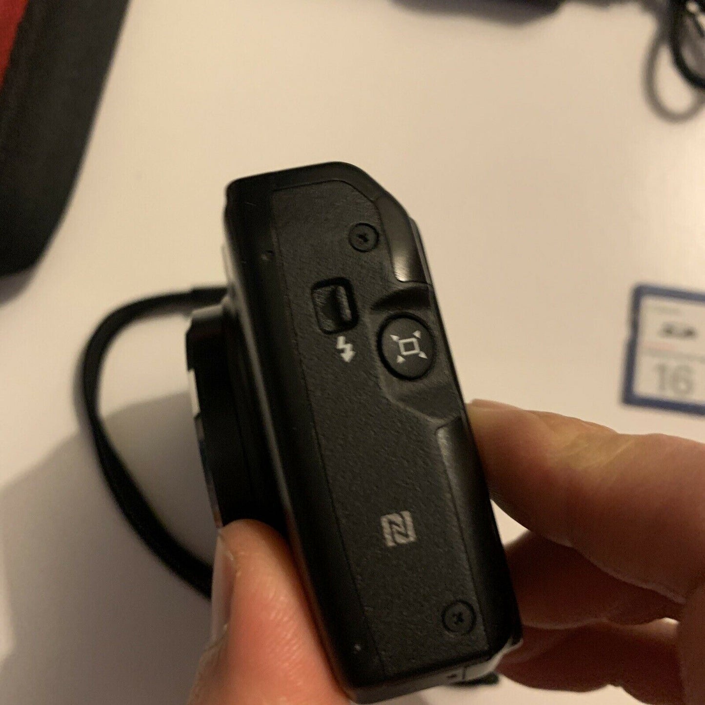 Canon SX700HS Digital Camera 16.1 MP With Carrying Case, Charger