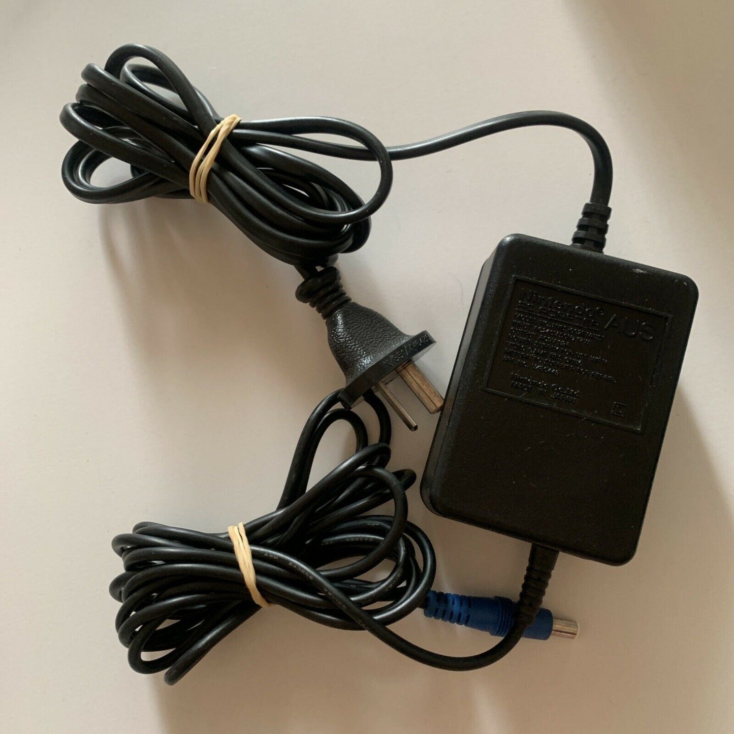 Genuine Nintendo NES-002E(AUS) AC Adapter 9V 1.3A For NES Input: 240V