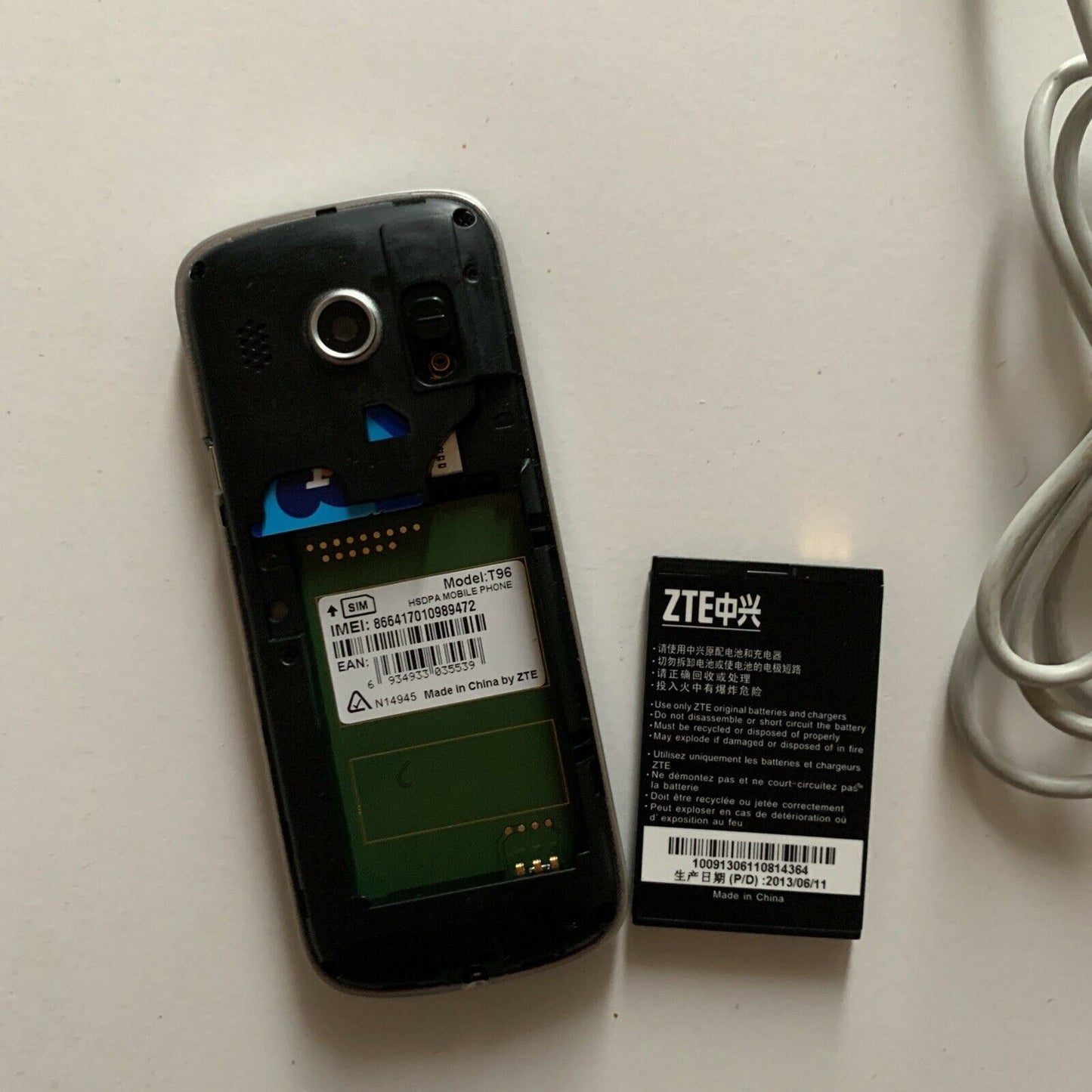 Telstra ZTE T96 - Black Mobile Phone *Telstra Locked*