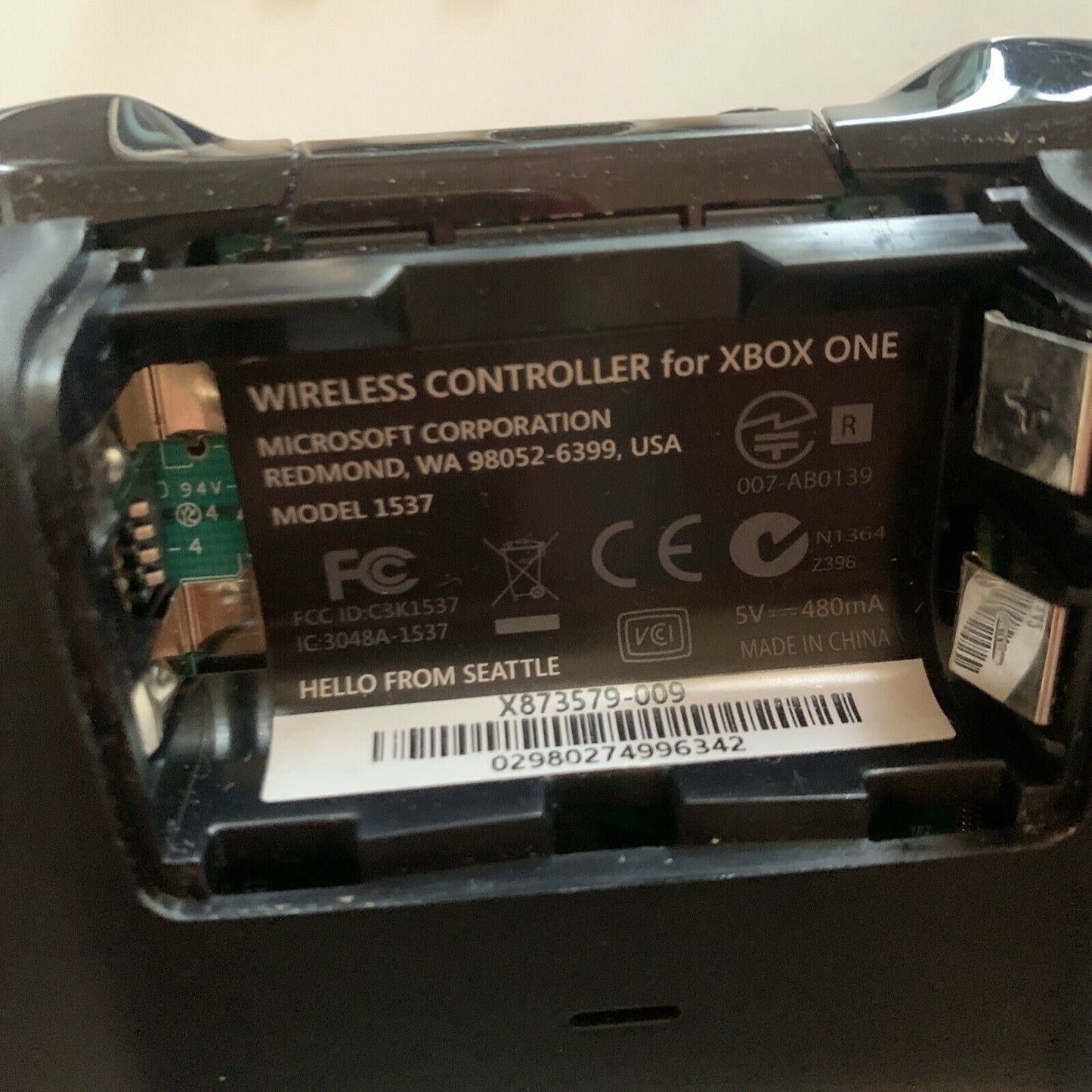 Microsoft Xbox Wireless Controller Carbon Black Model 1537