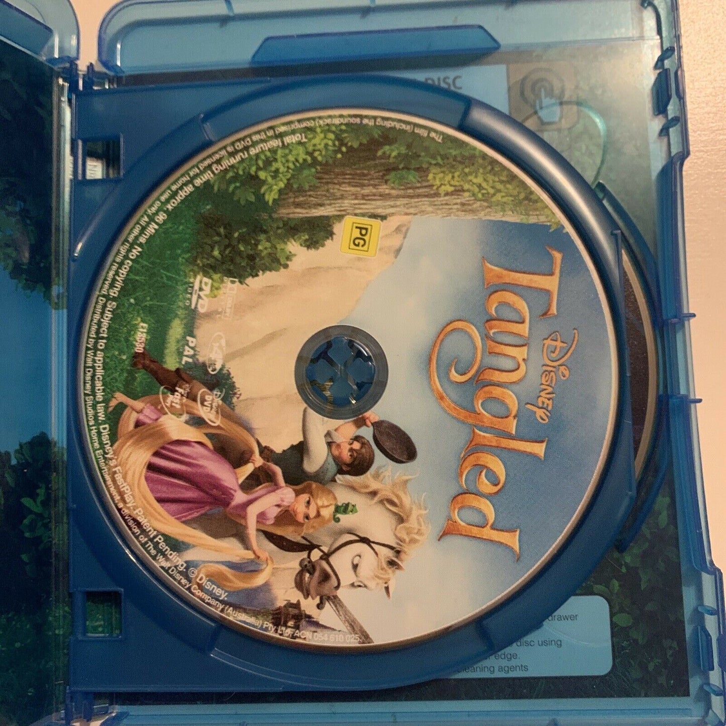 Tangled (Blu-ray, 2011, 2-Disc Set) Mandy Moore. Disney