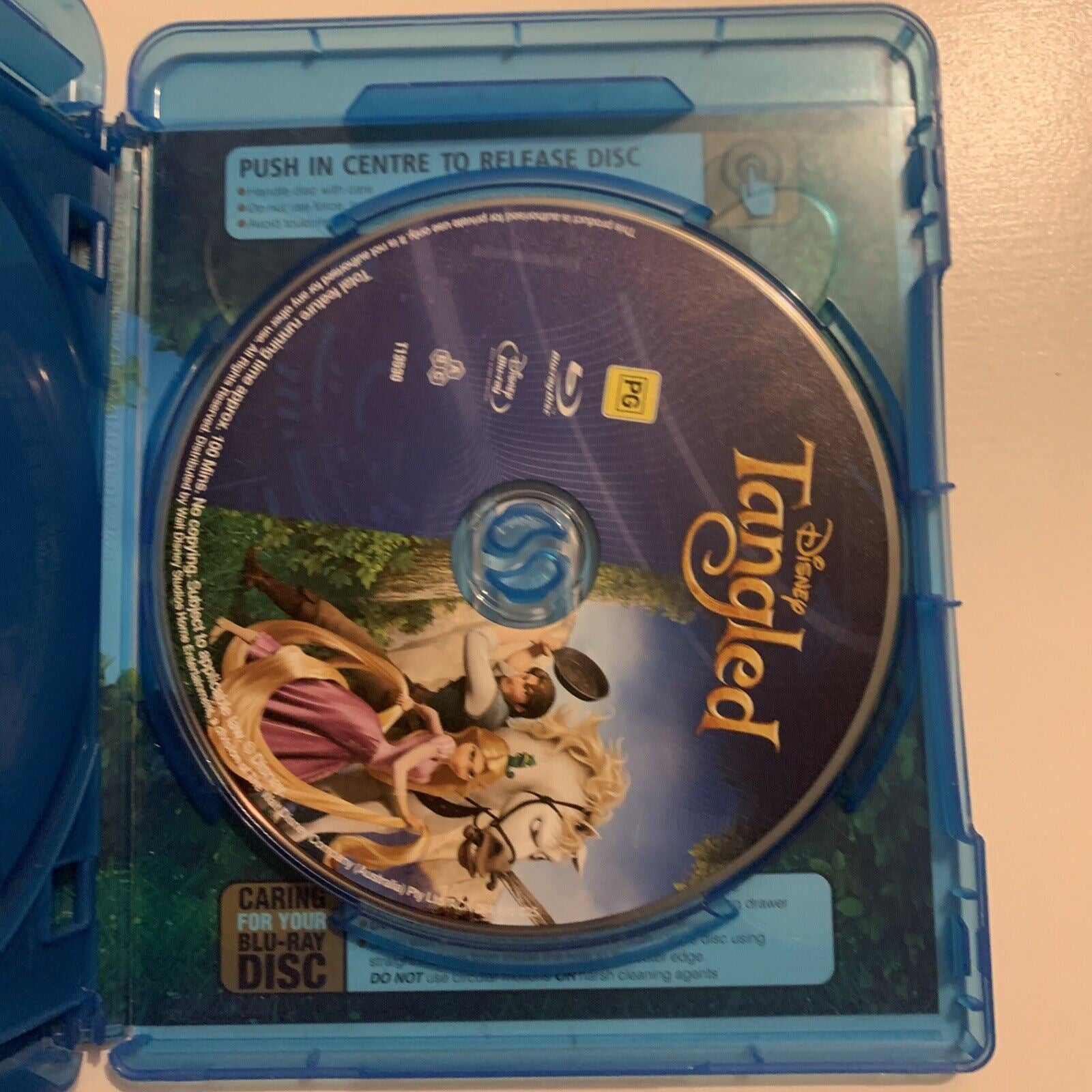 Tangled (Blu-ray, 2011, 2-Disc Set) Mandy Moore. Disney – Retro Unit