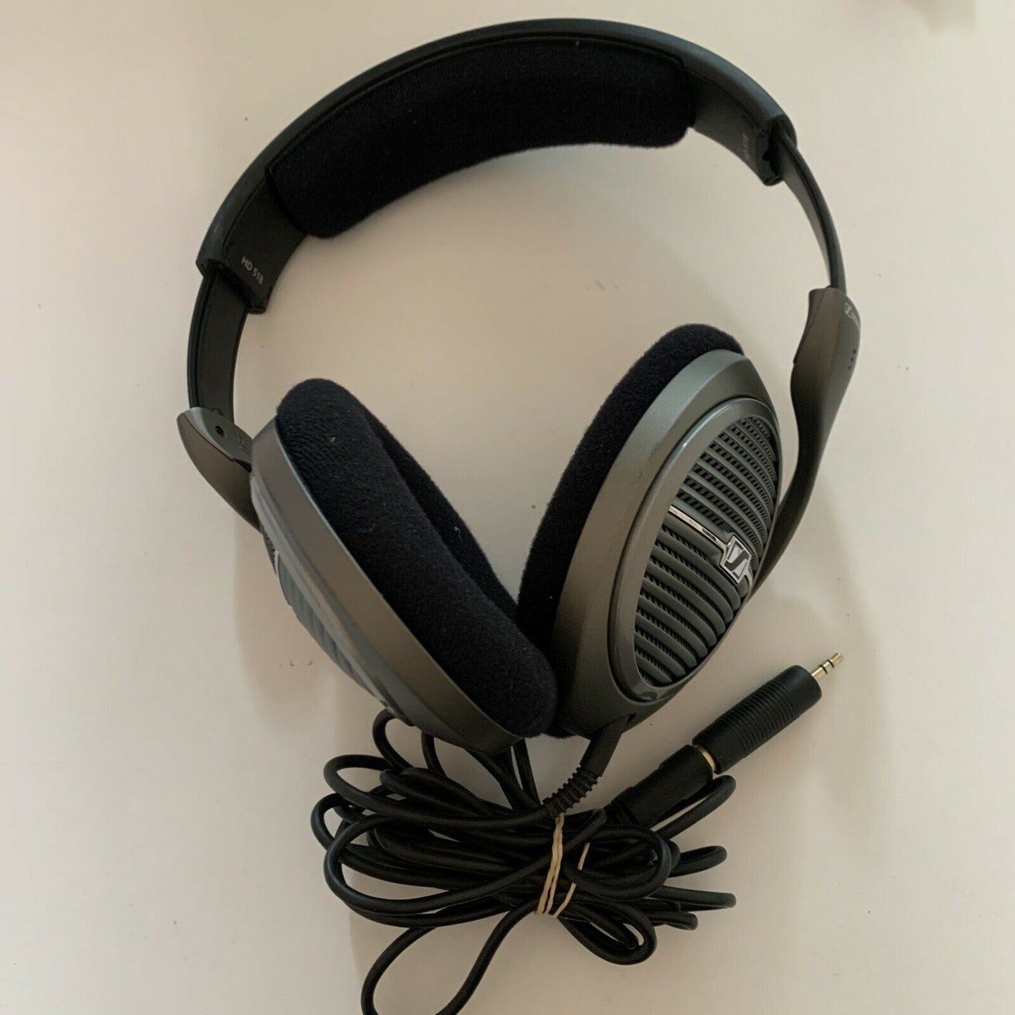 Sennheiser HD 518 Circumaural Headphones