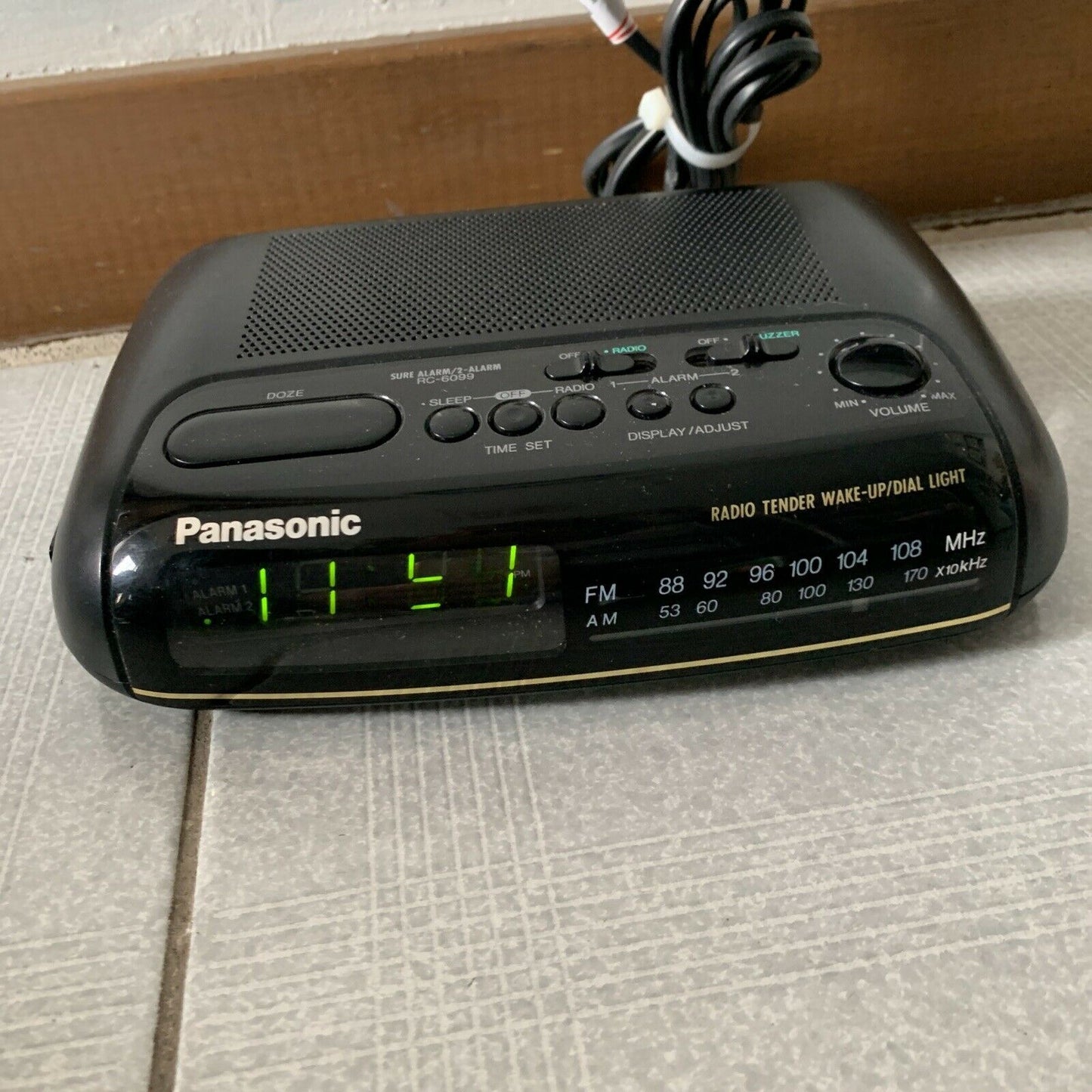 Vintage Panasonic RC-6099 Dual Alarm Clock FM/AM Radio