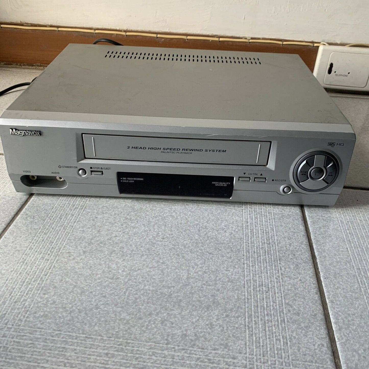 Magnavox MVCR-20 VCR Recorder - PAL/NTSC Playback *No Remote*