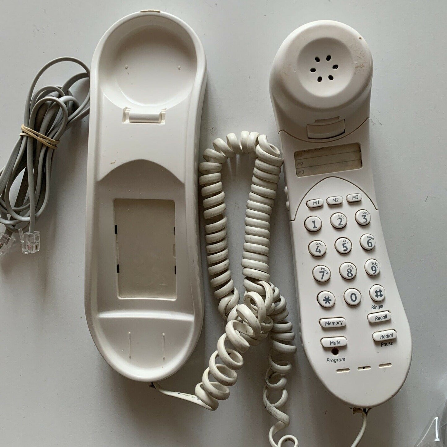 Telstra S25 Corded Telephone