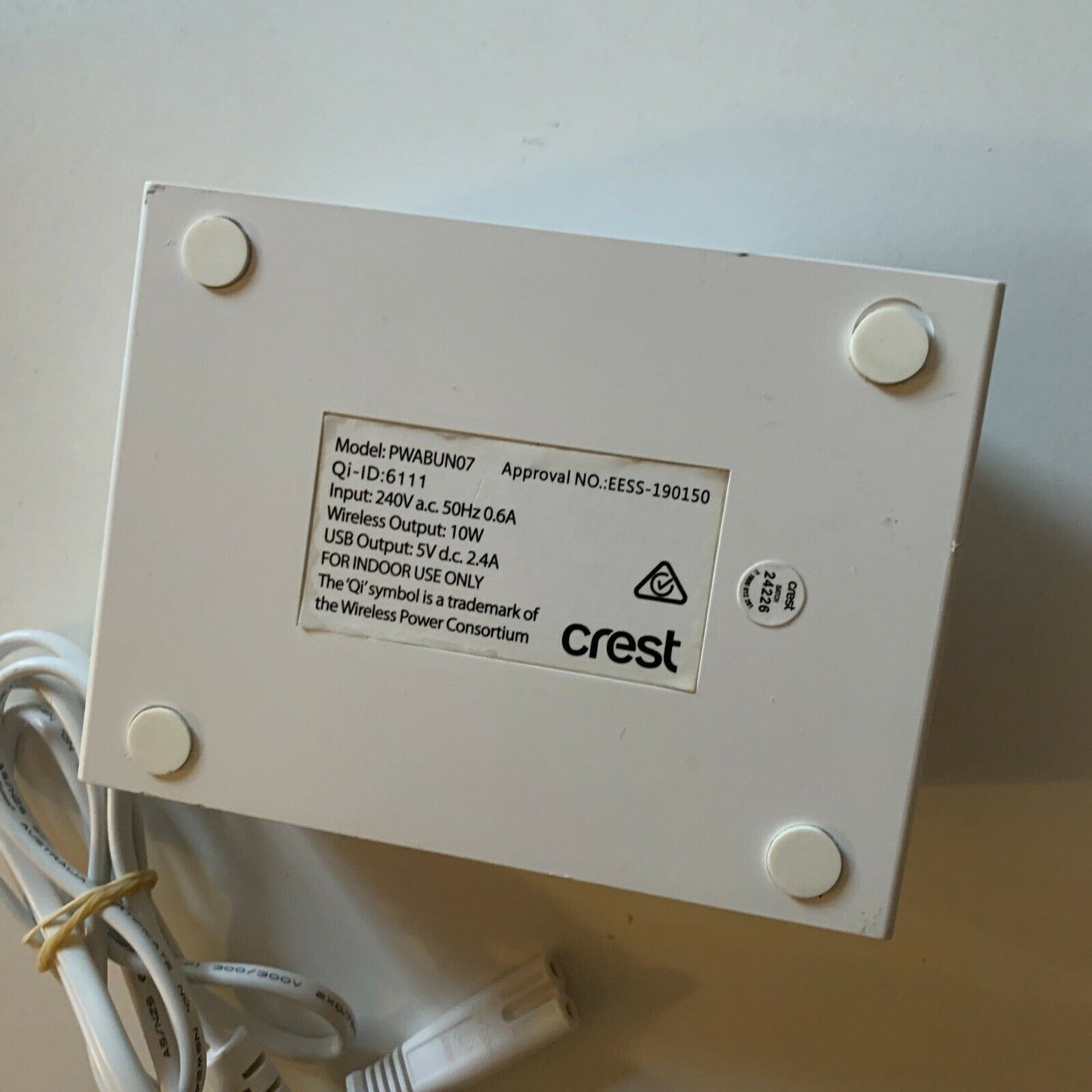 Crest PWABUN07 Qi Wireless USB Charger for iPhone, Android