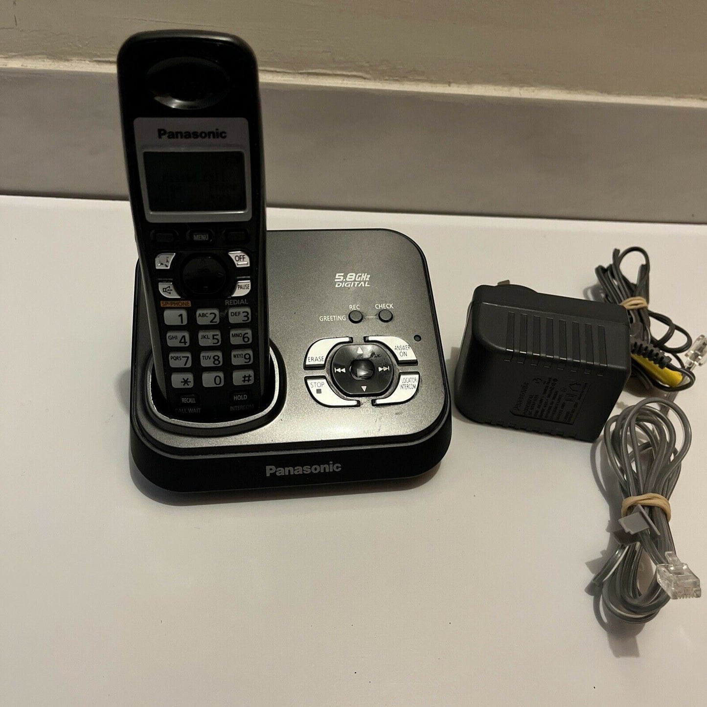 Panasonic KX-TG4391AL Digital Answering machine & 1 Handset