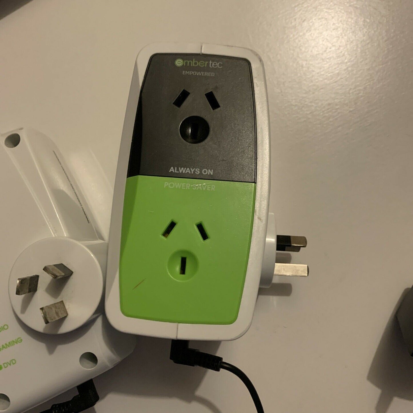 2x Embertec SmartSwitch AV EmbertecAV-ET-01 Auto Power Saving Automatic Smart