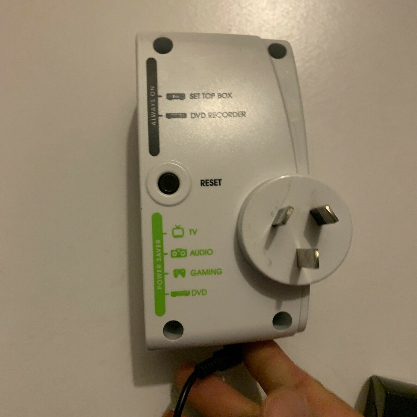 2x Embertec SmartSwitch AV EmbertecAV-ET-01 Auto Power Saving Automatic Smart