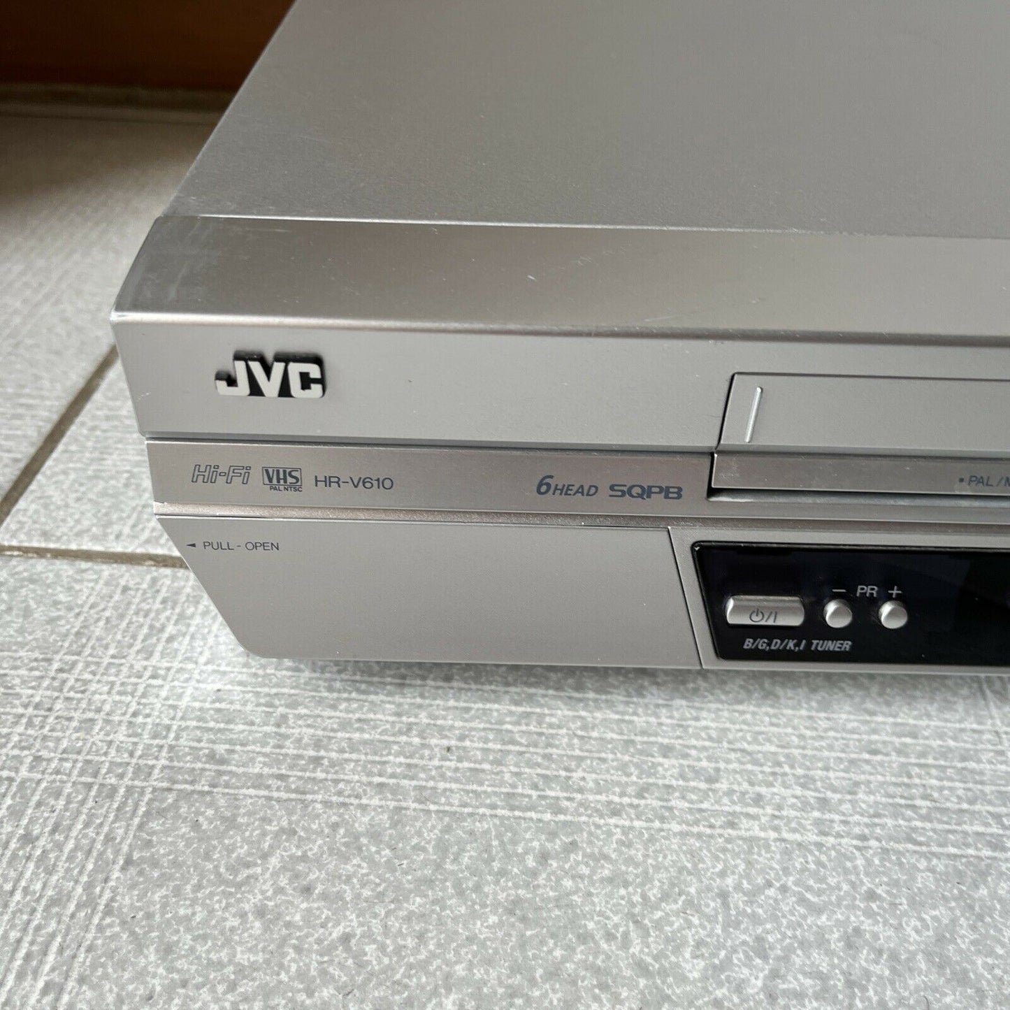 JVC HR-V610 VHS Recorder & Player 6-Head NTSC/PAL Playback On PAL TV With Remote