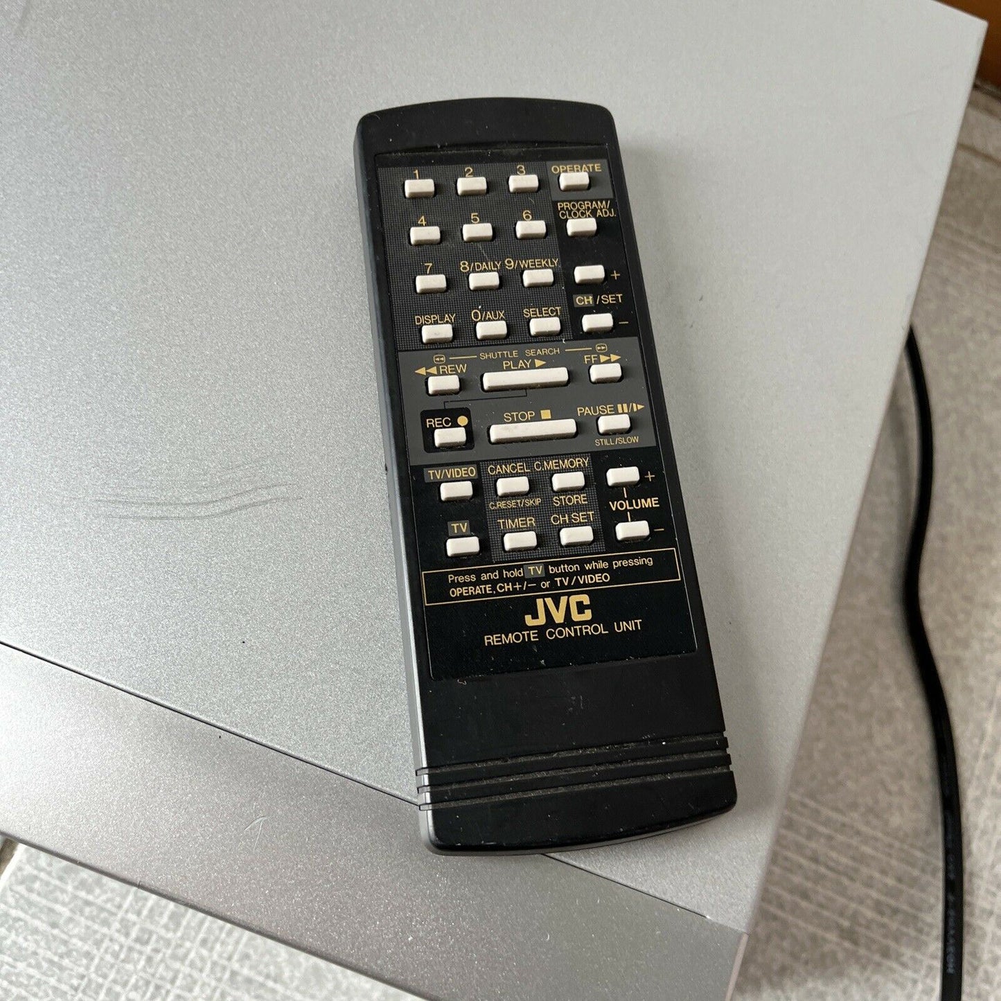 JVC HR-V610 VHS Recorder & Player 6-Head NTSC/PAL Playback On PAL TV With Remote