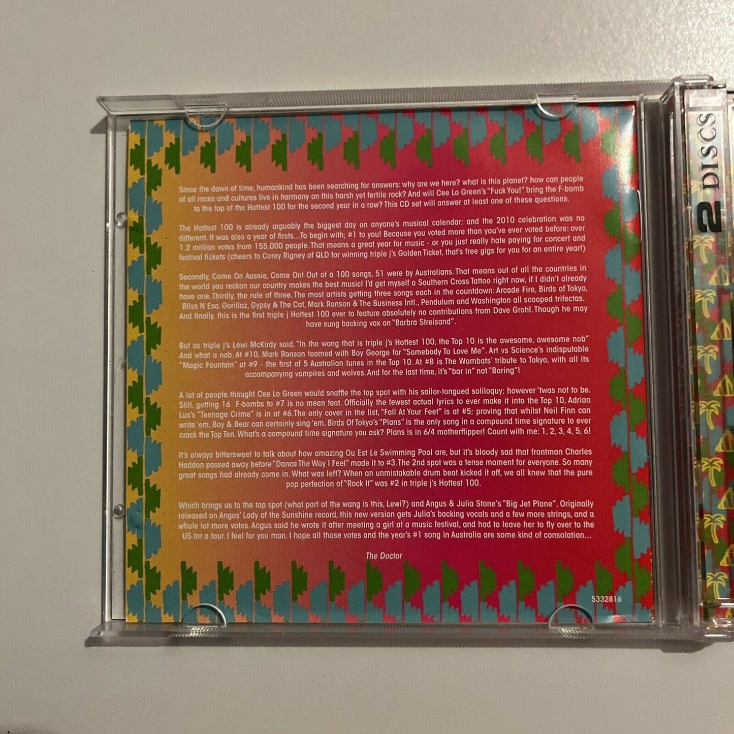 Triple J Hottest 100 - Vol 18 - Limited Edition Deluxe 3D Artwork (CD, 2011)