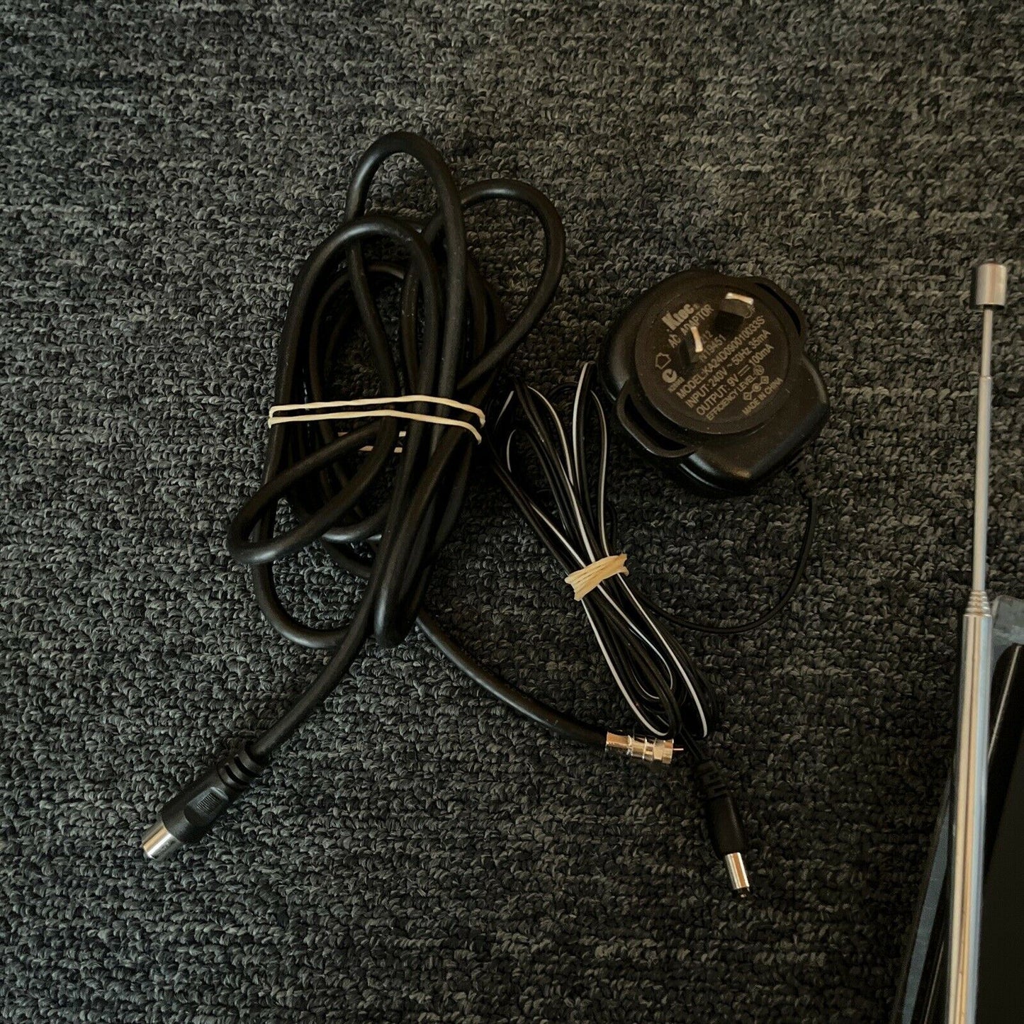 Crest PCA400 Digital Amplified Antenna HDTV UHF VHF FM Ready