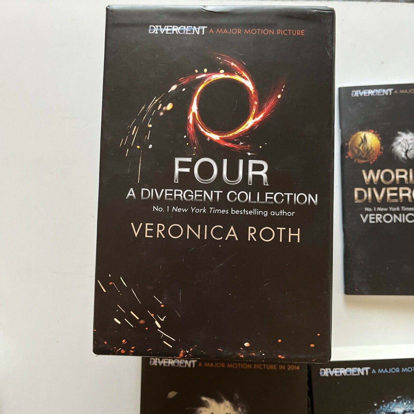 Divergent Series Box Set (Books 1-4 Plus World of Divergent) by Veronica Roth...