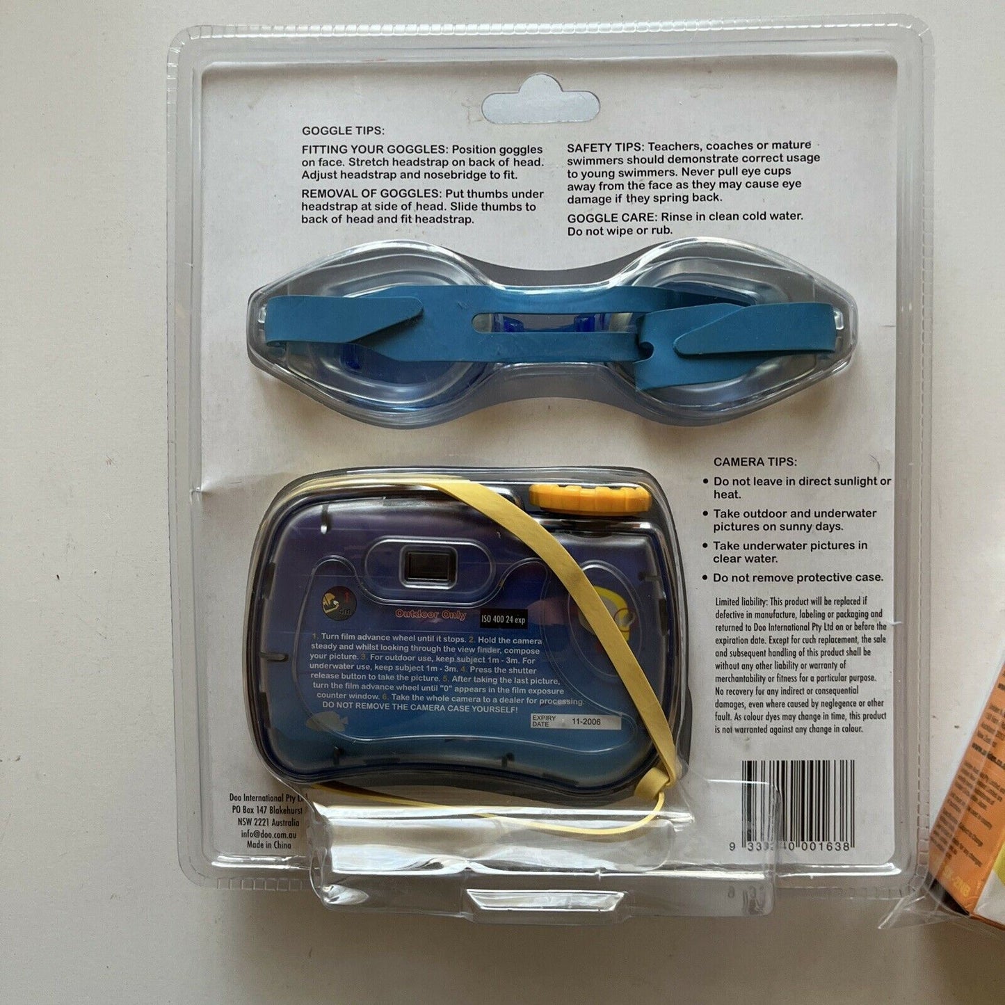 *New Sealed* 35mm Underwater Sports Camera & Goggles
