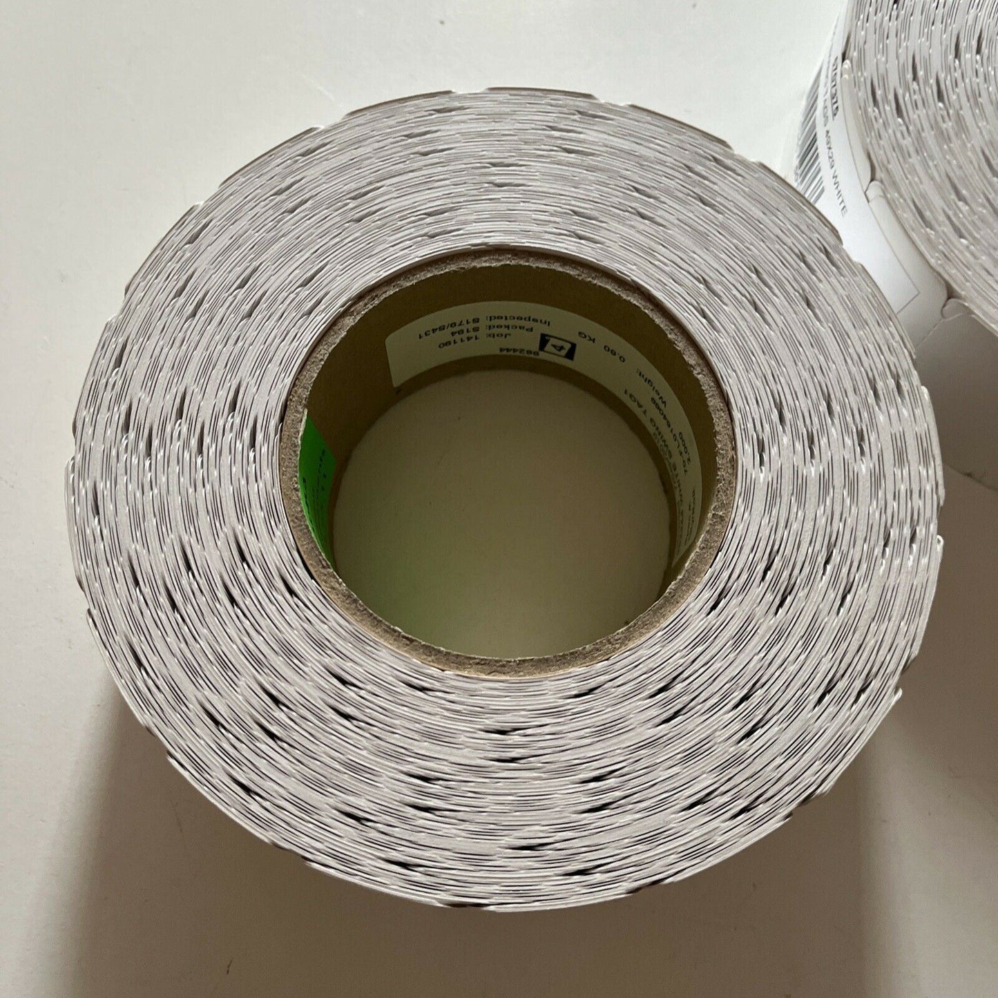 2x Swing Tags White 49mm x 29mm 2000 Pack