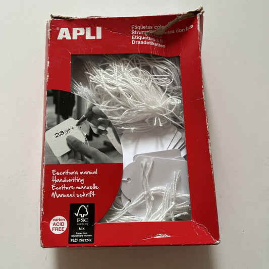 Apli Strung Tickets 36 x 53mm 500 Pack Merchandising Tag