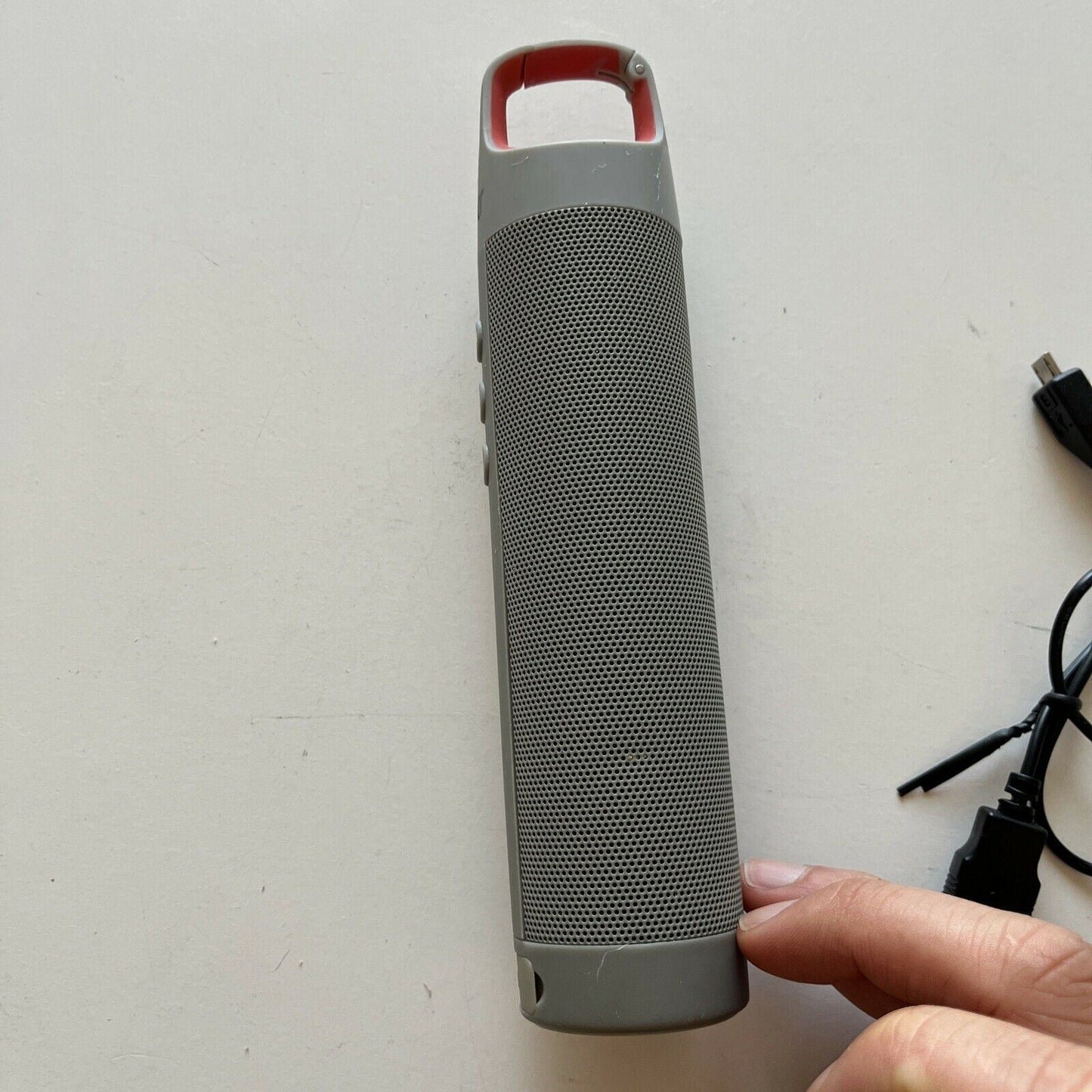 3sixt Portable Bluetooth Speaker Model 3 S-1688