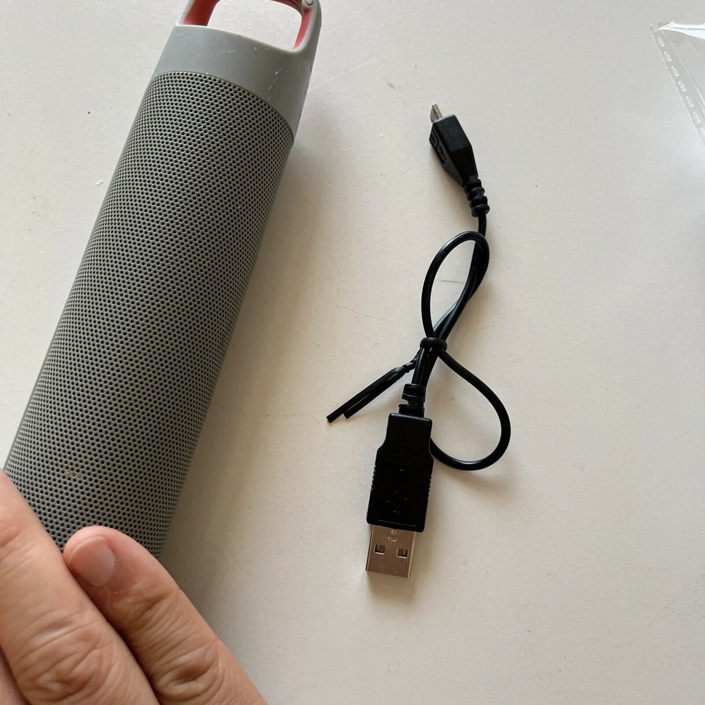 3sixt Portable Bluetooth Speaker Model 3 S-1688