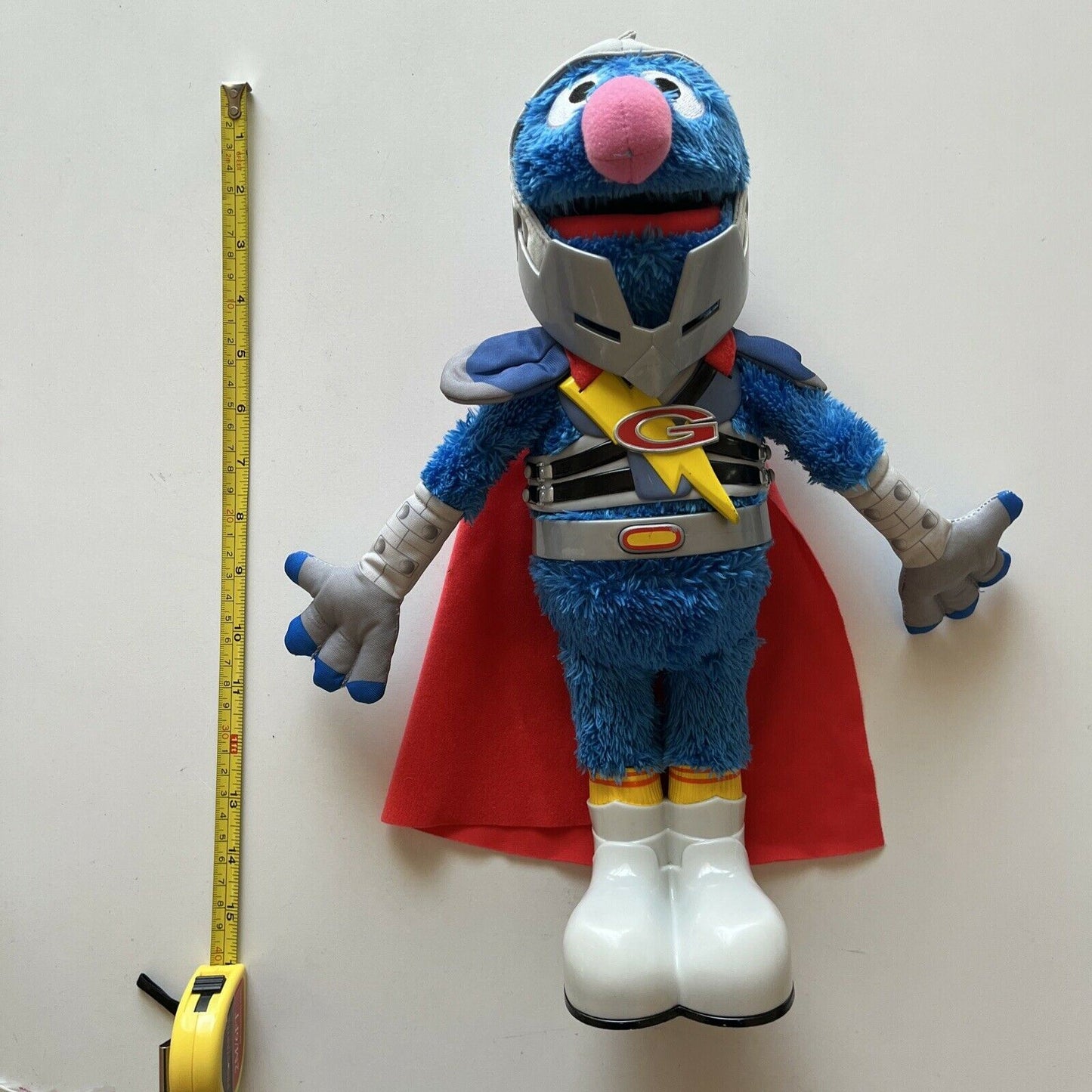 Flying Super Grover 2.0 15" Sesame Street Talking Hero 2011