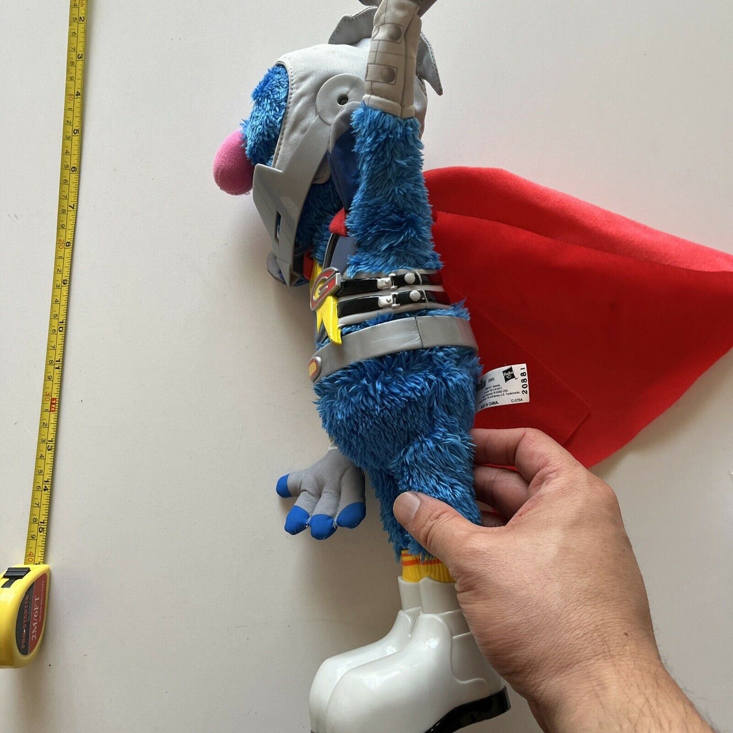 Flying Super Grover 2.0 15" Sesame Street Talking Hero 2011