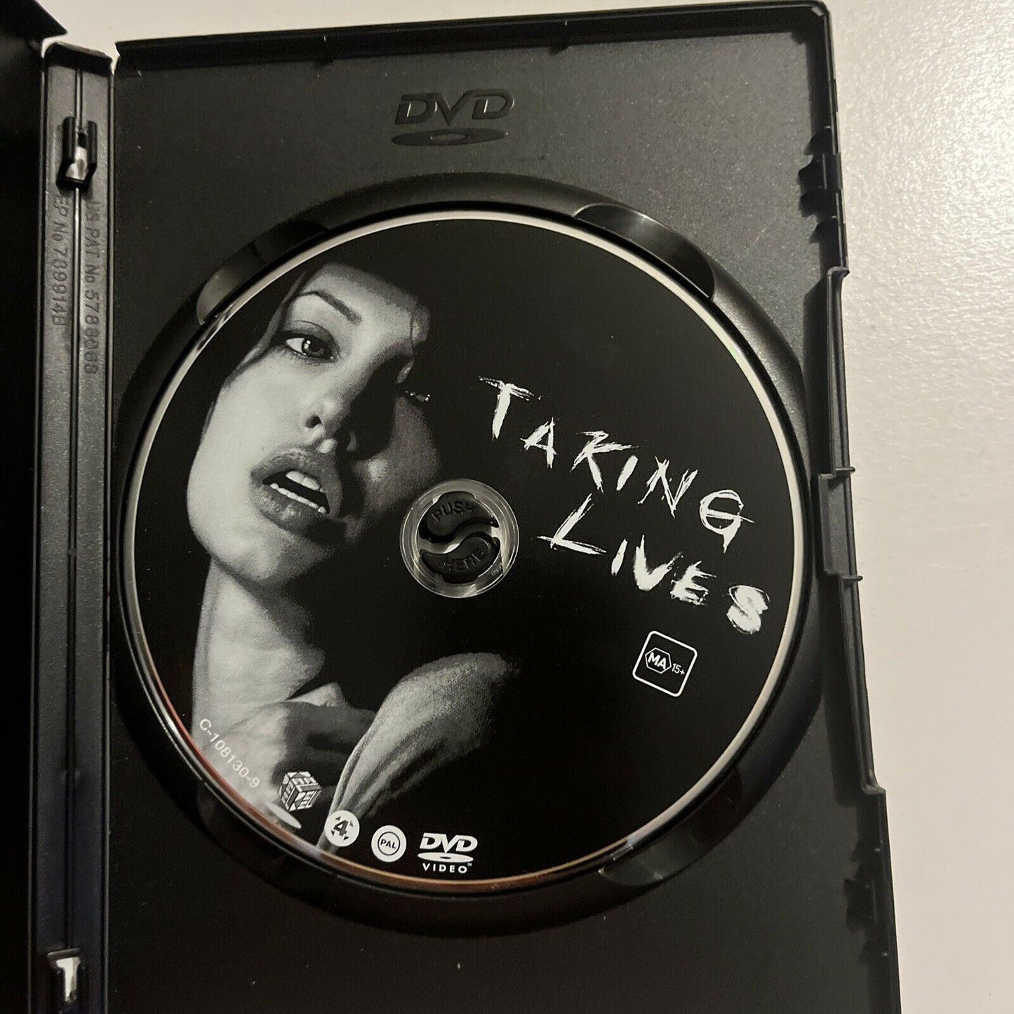 Taking Lives (DVD, 2004) Angelina Jolie, Ethan Hawke. Region 4