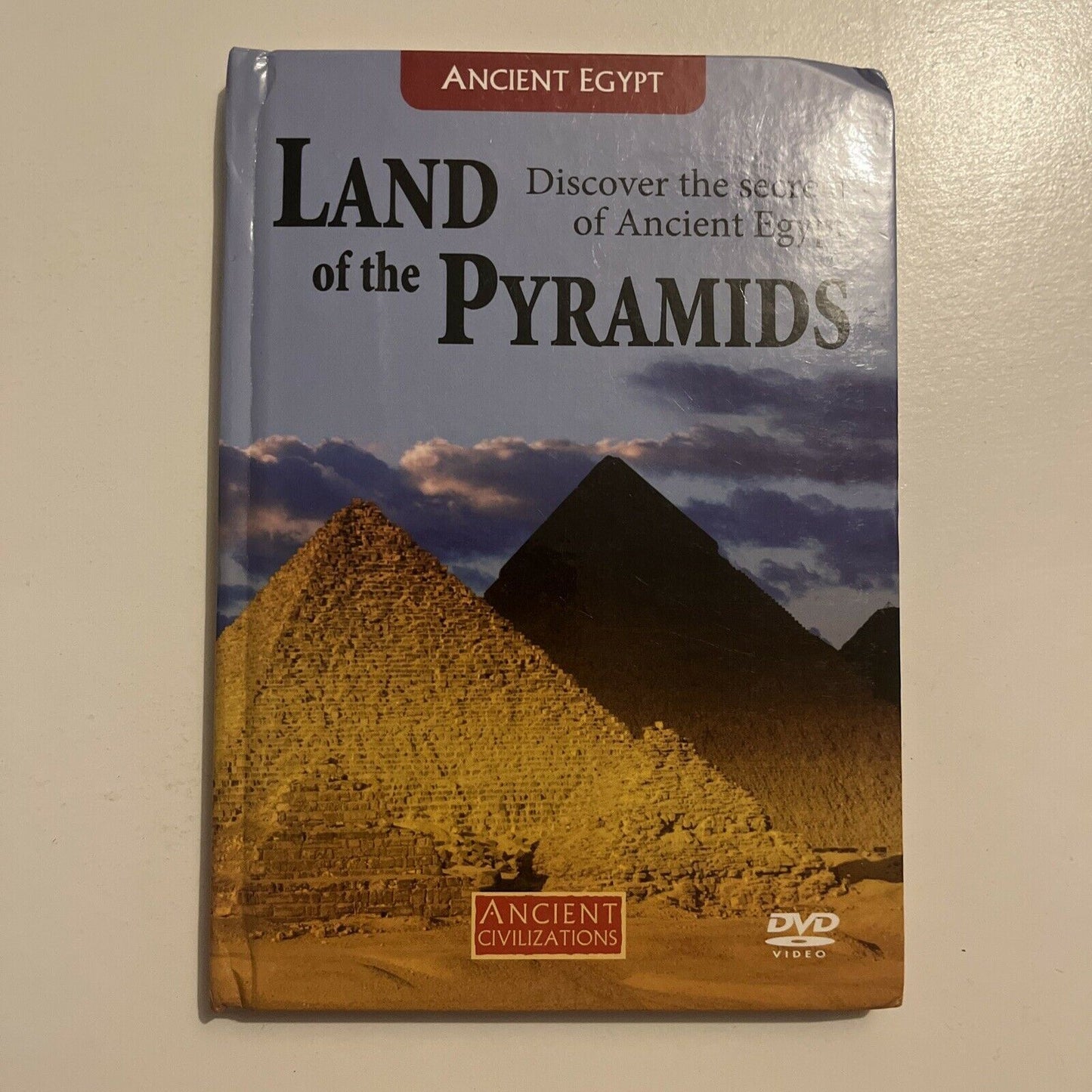 Land Of The Pyramids - Discover The Secrets Of Ancient Egypt (DVD + Book, 2007)