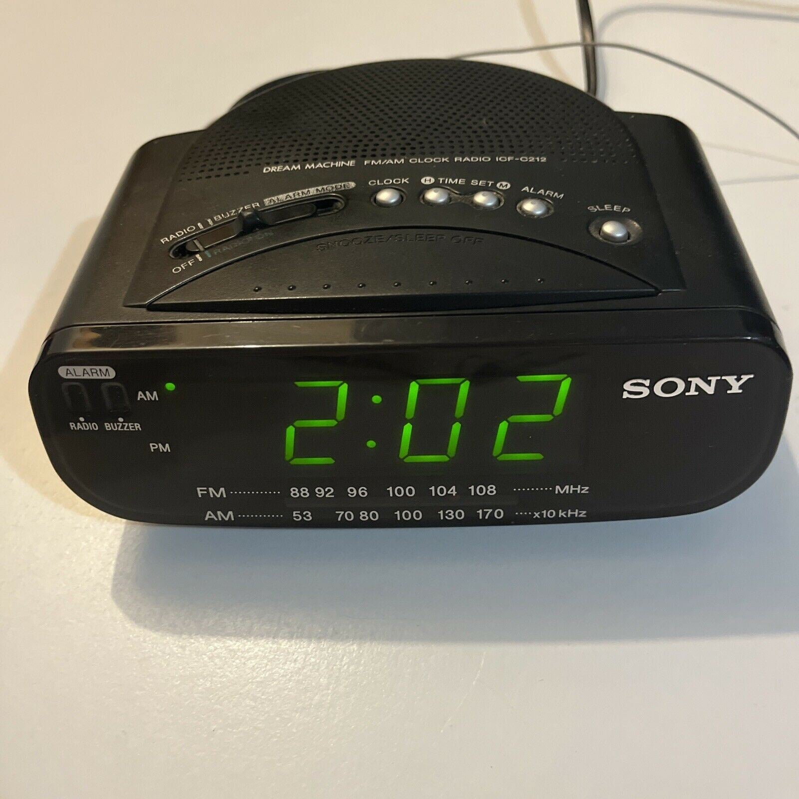 Vintage Sony Dream Machine FM/AM Clock Radio ICFC212 *For Parts Or Re