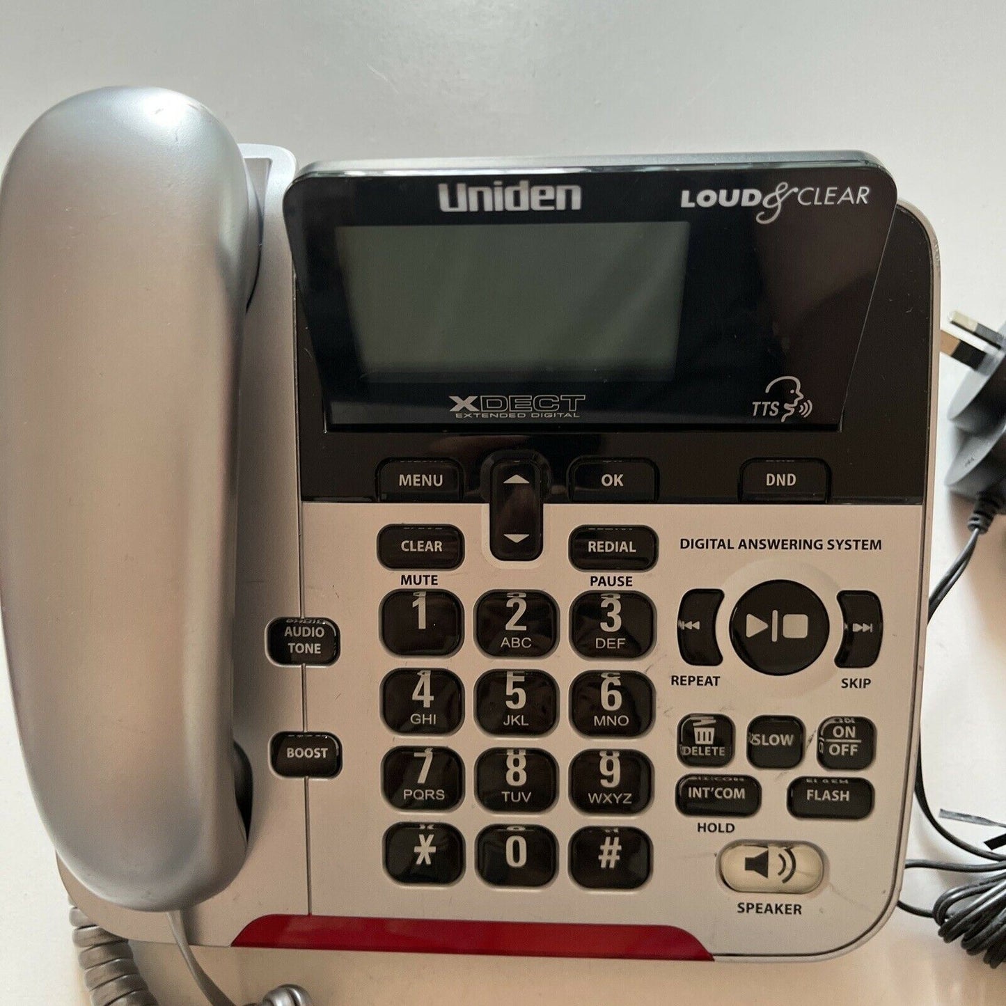 Uniden SSE37+1 XDECT Extended Digital Loud & Clear Corded Telephone