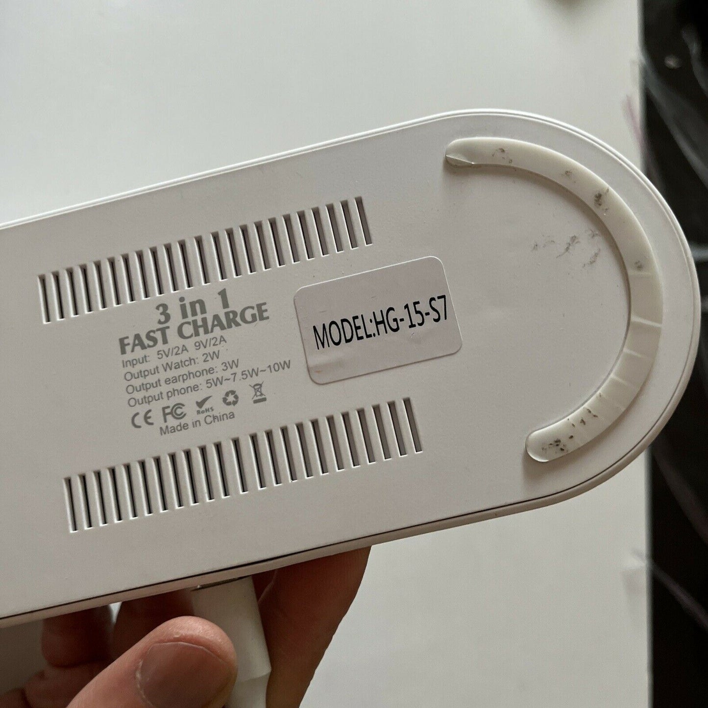 3 In 1 Fast Charge Wireless Qi Charging With Lightning Port