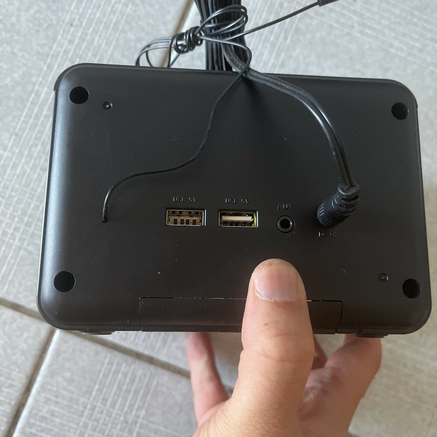 Blaupunkt BAC28WC Bluetooth Alarm Clock Radio with Qi Wireless Charging FM Radio