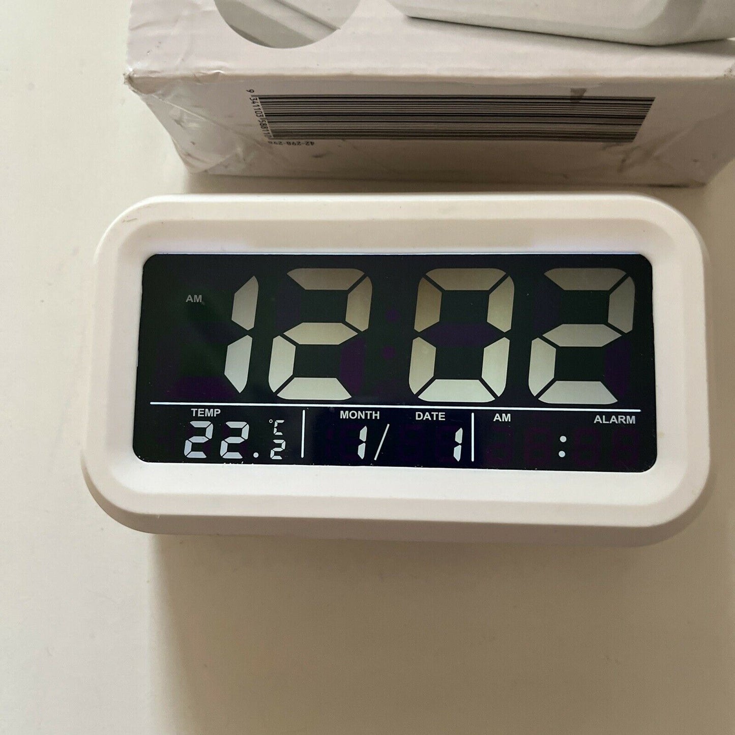 Anko Alarm Clock - Calender And Temperature Display