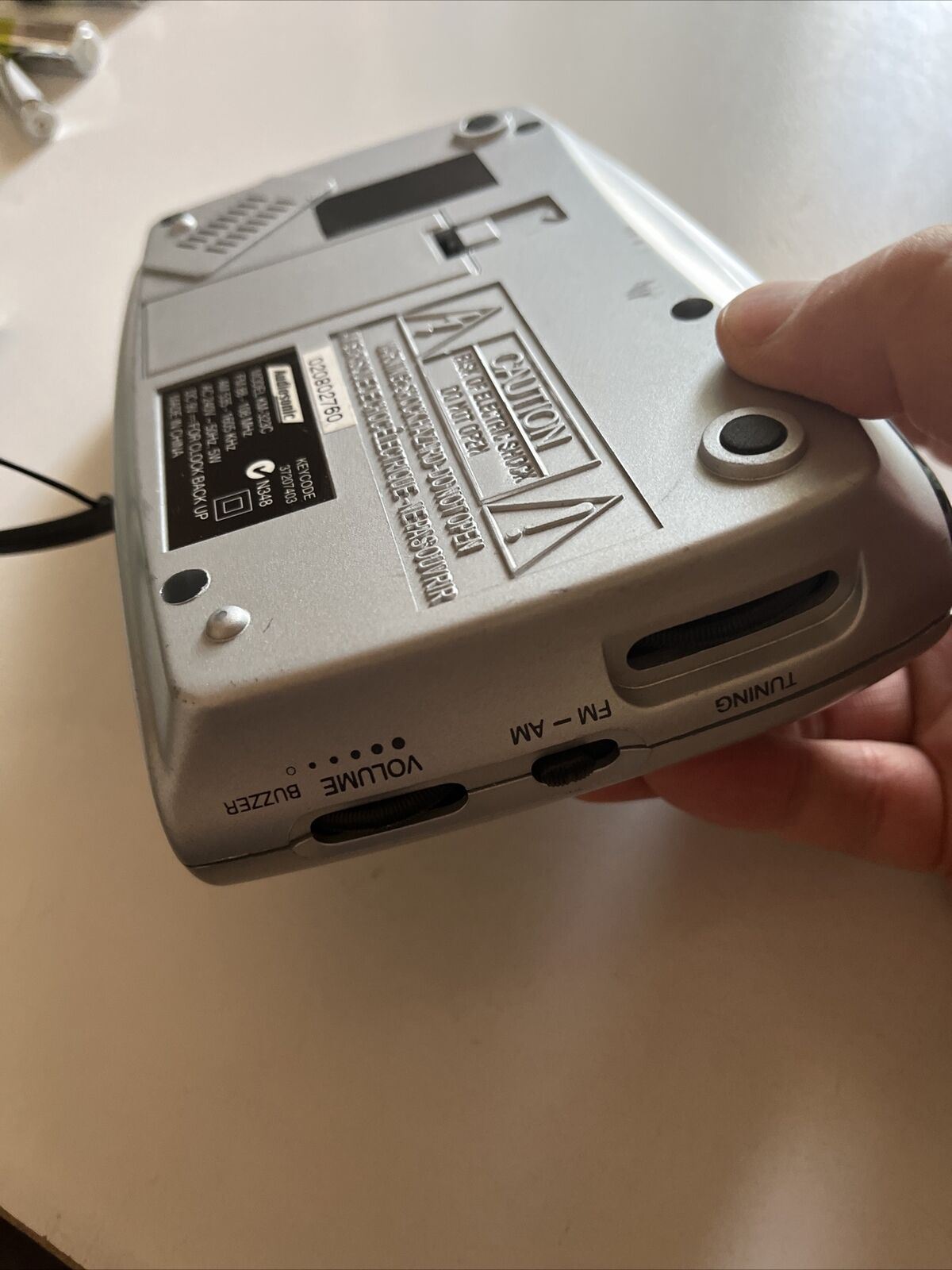 Audiosonic KM-324C Alarm Clock AM/FM Radio