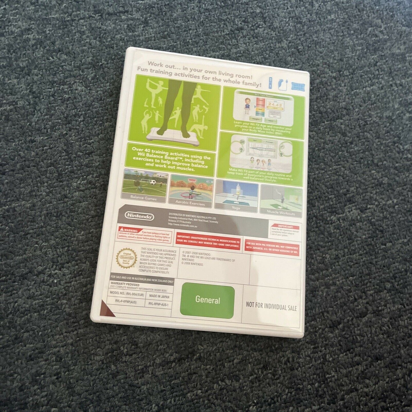 Nintendo Wii Fit Balance Fitness Board Boxed w/ Wii Fit Game
