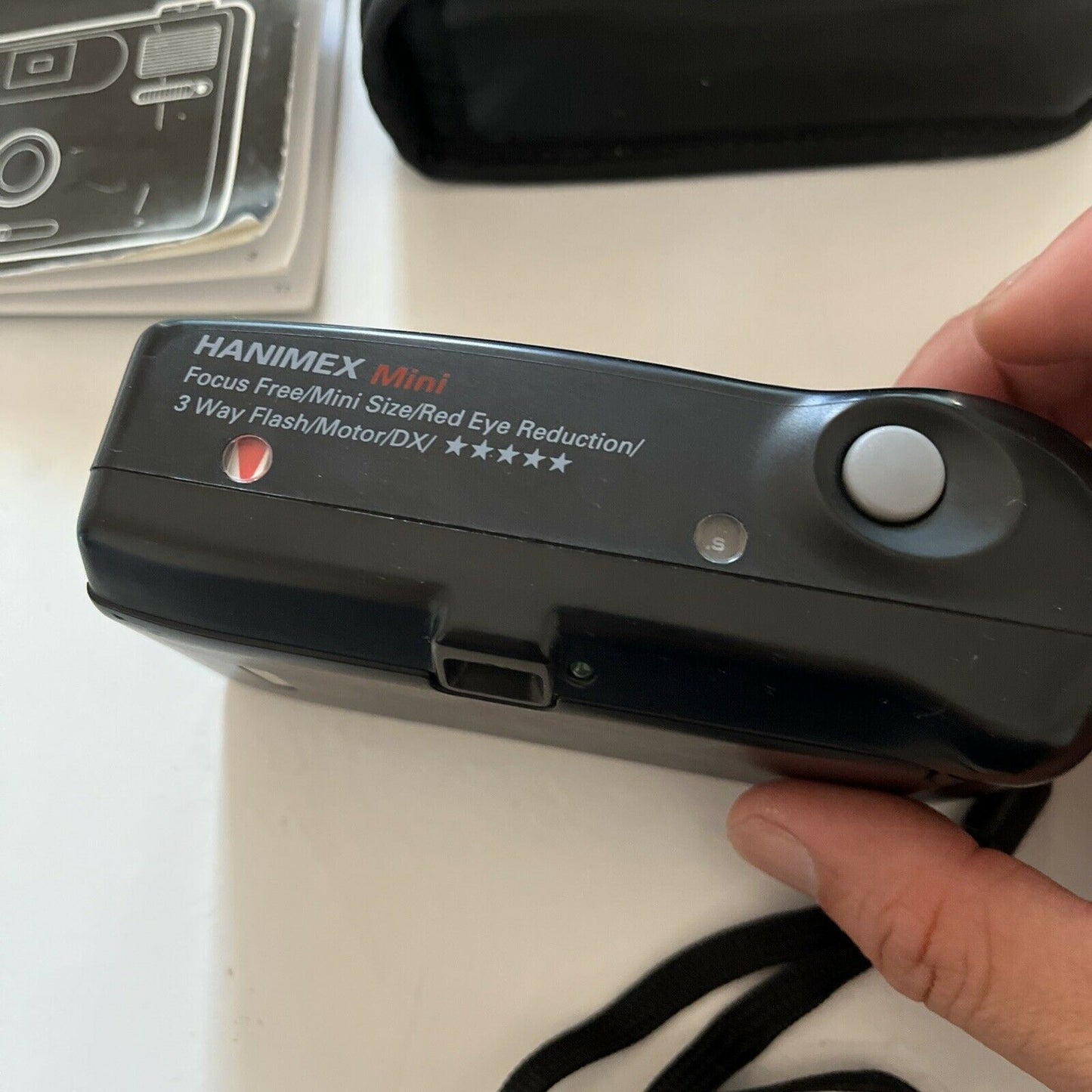Hanimex Mini Focus Free Film Camera Flash 35mm