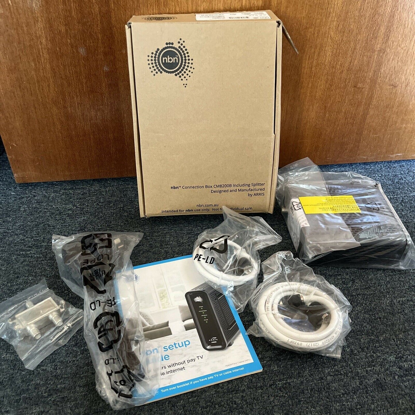 *Never Used* NBN Connection Box ARRIS CM8200B Including Splitter