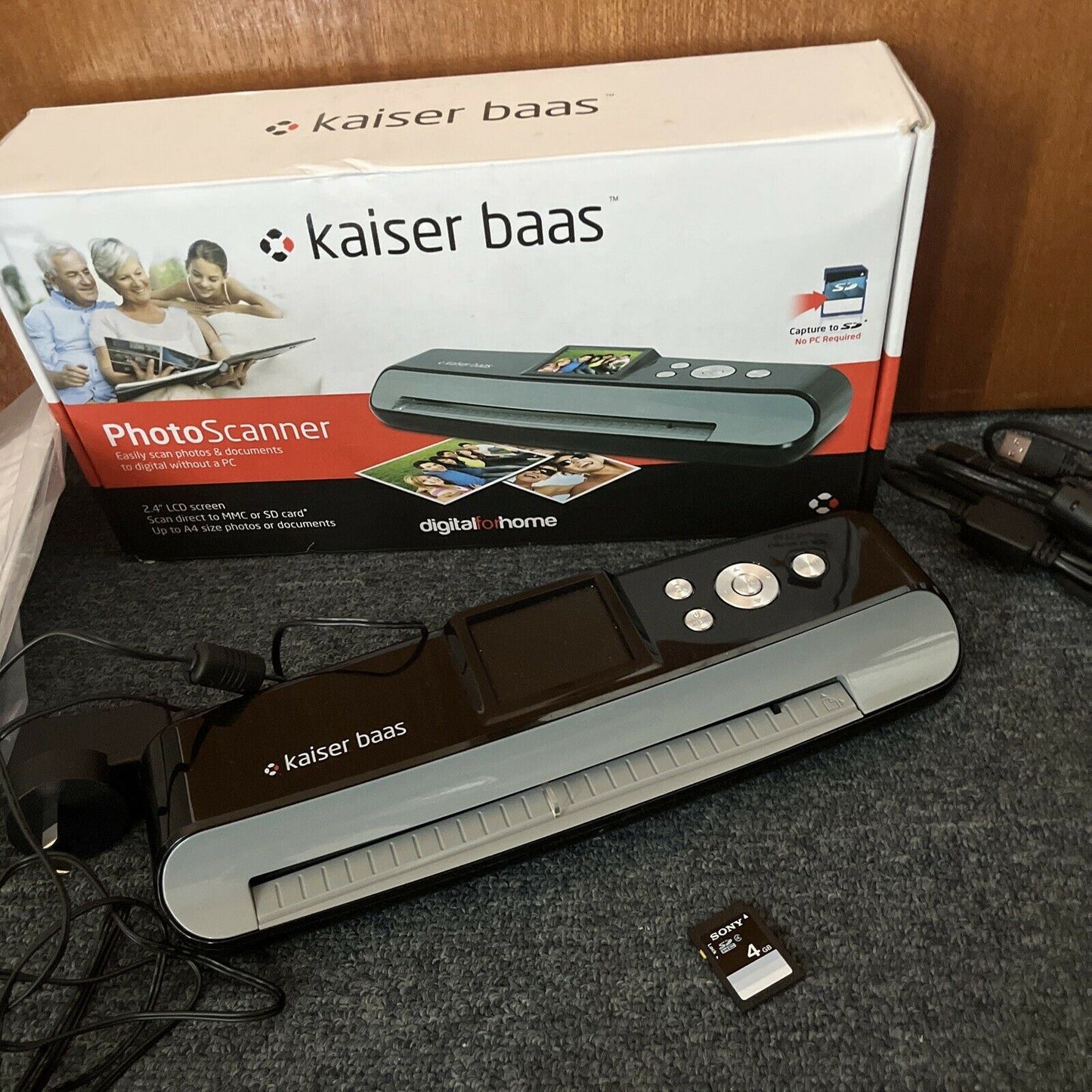 Kaiser Baas PhotoScanner - Scan Photos & Documents Without A PC With 4GB Sony SD